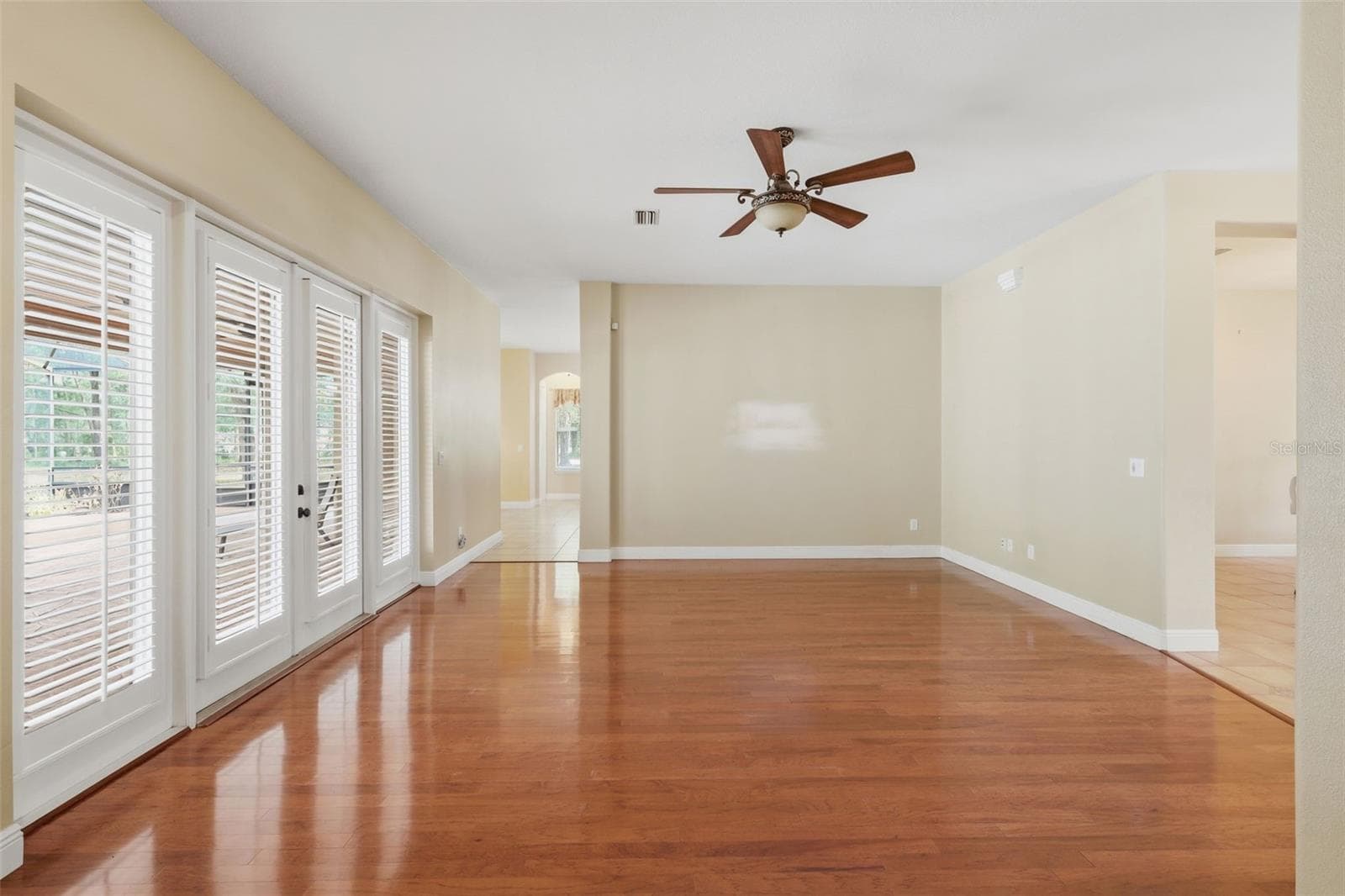 Single Family Residence at 530 N BLUE LAKE AVE, DELAND, photo 34 of 68