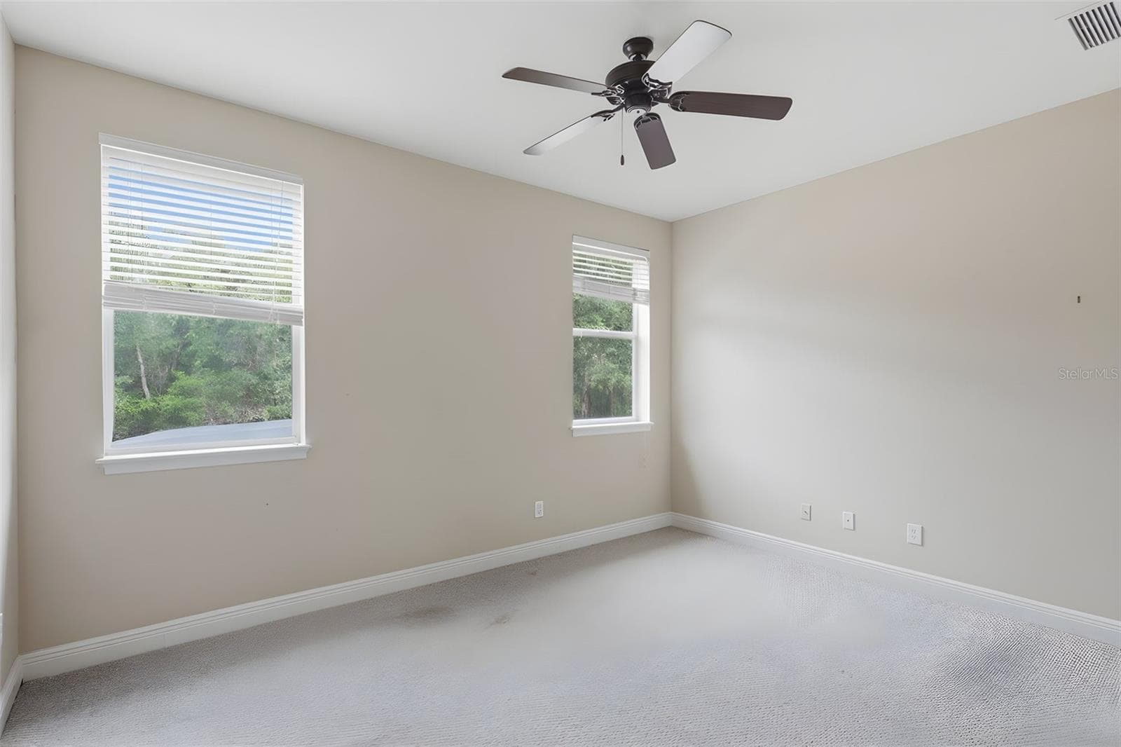 Single Family Residence at 530 N BLUE LAKE AVE, DELAND, photo 52 of 68