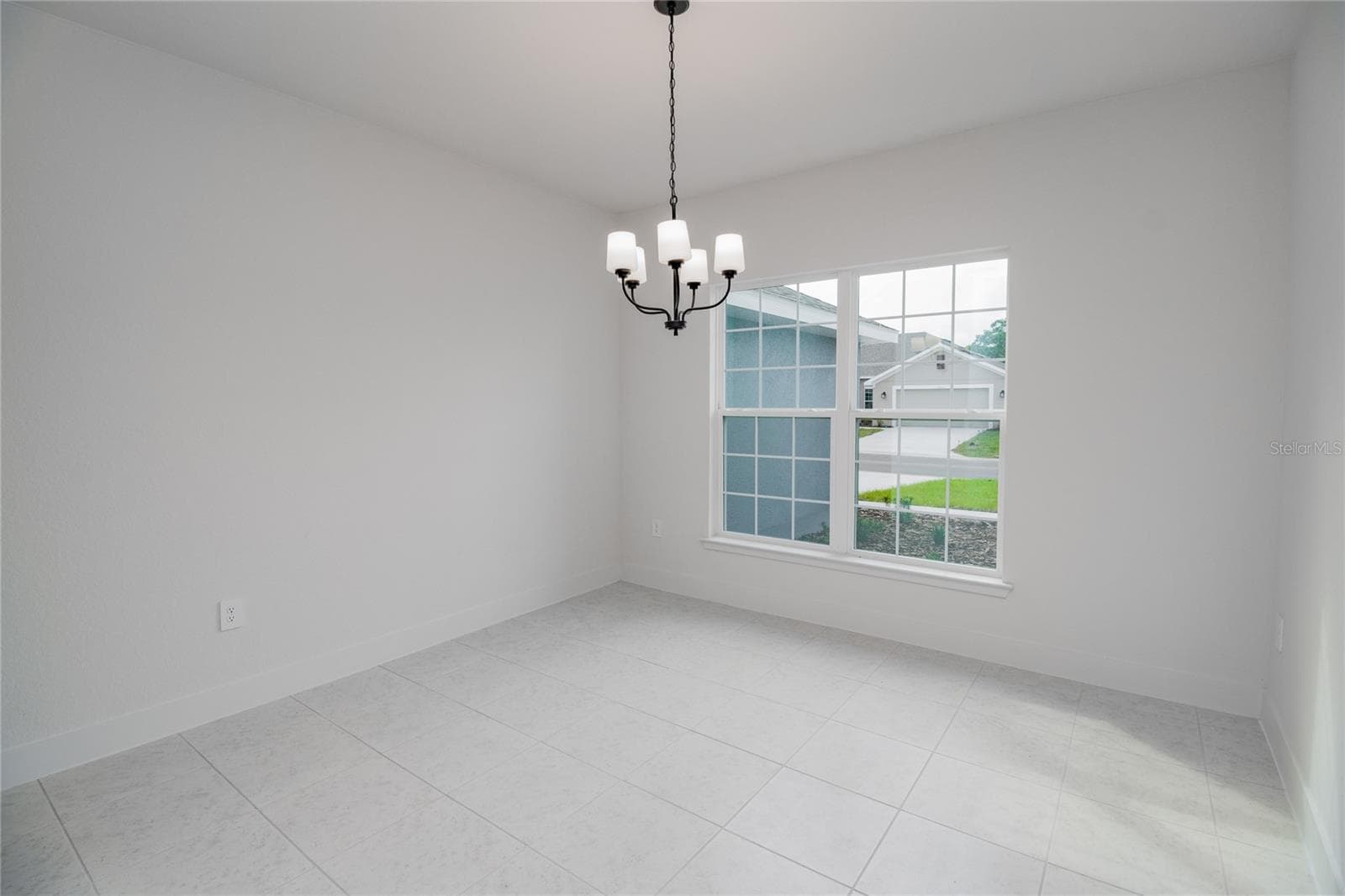 Single Family Residence at 1222 HICKORY NUT DR, LAKE WALES, photo 3 of 28