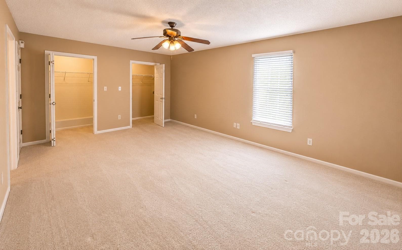 Townhouse at Hickory, photo 10 of 28