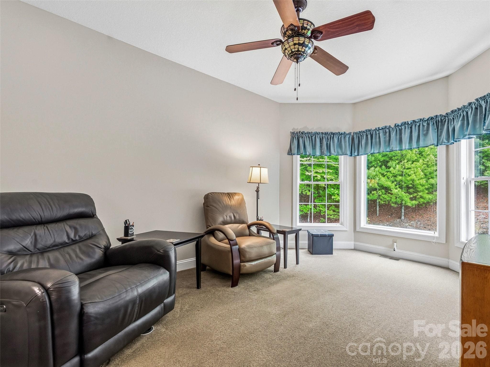 Single Family Residence at 115 Flameleaf Lane, Laurel Park, photo 25 of 47