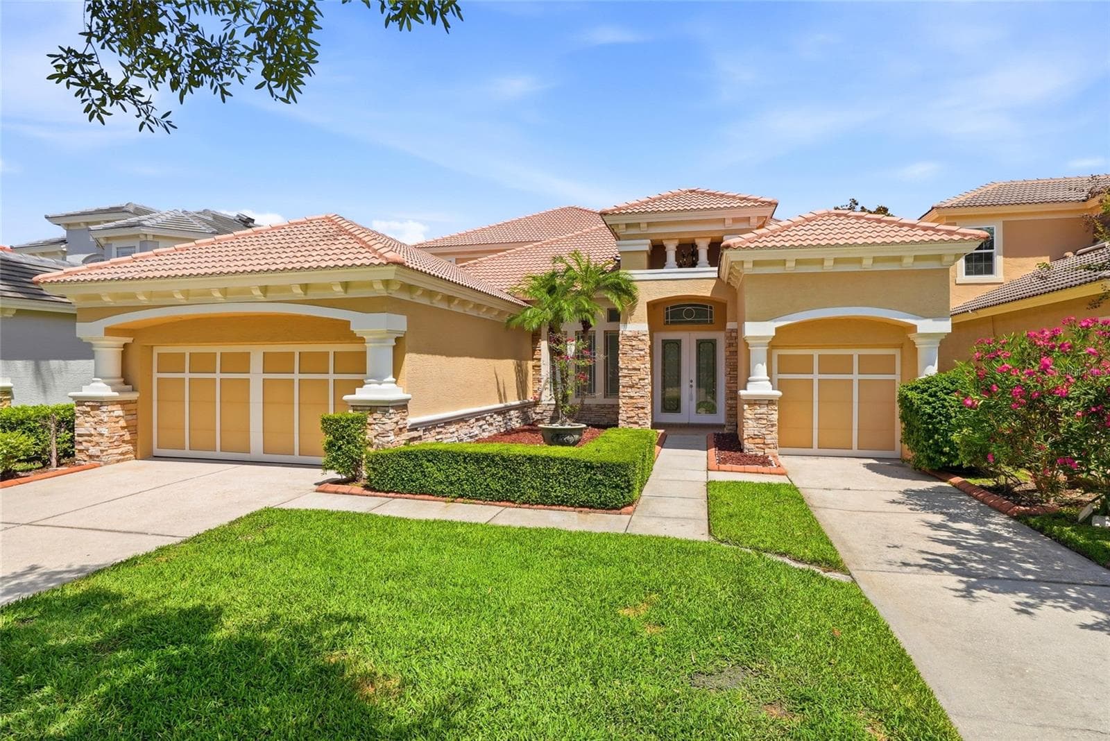 Front Exterior - 11637 BRISTOL CHASE DR, TAMPA