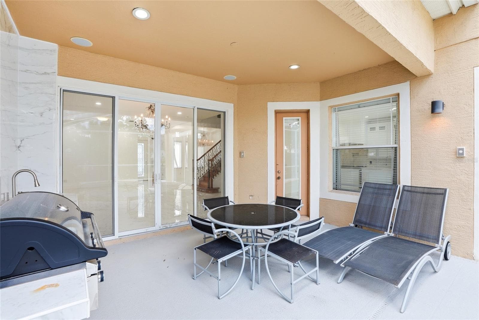 Lania - 11637 BRISTOL CHASE DR, TAMPA