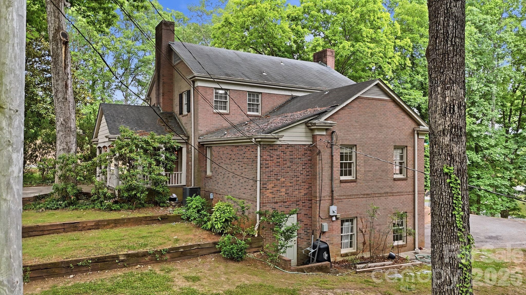 Single Family Residence at Statesville, photo 4 of 48