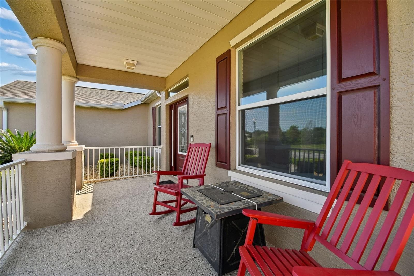 Single Family Residence at 26617 OTTER CREEK LN, LEESBURG, photo 5 of 39