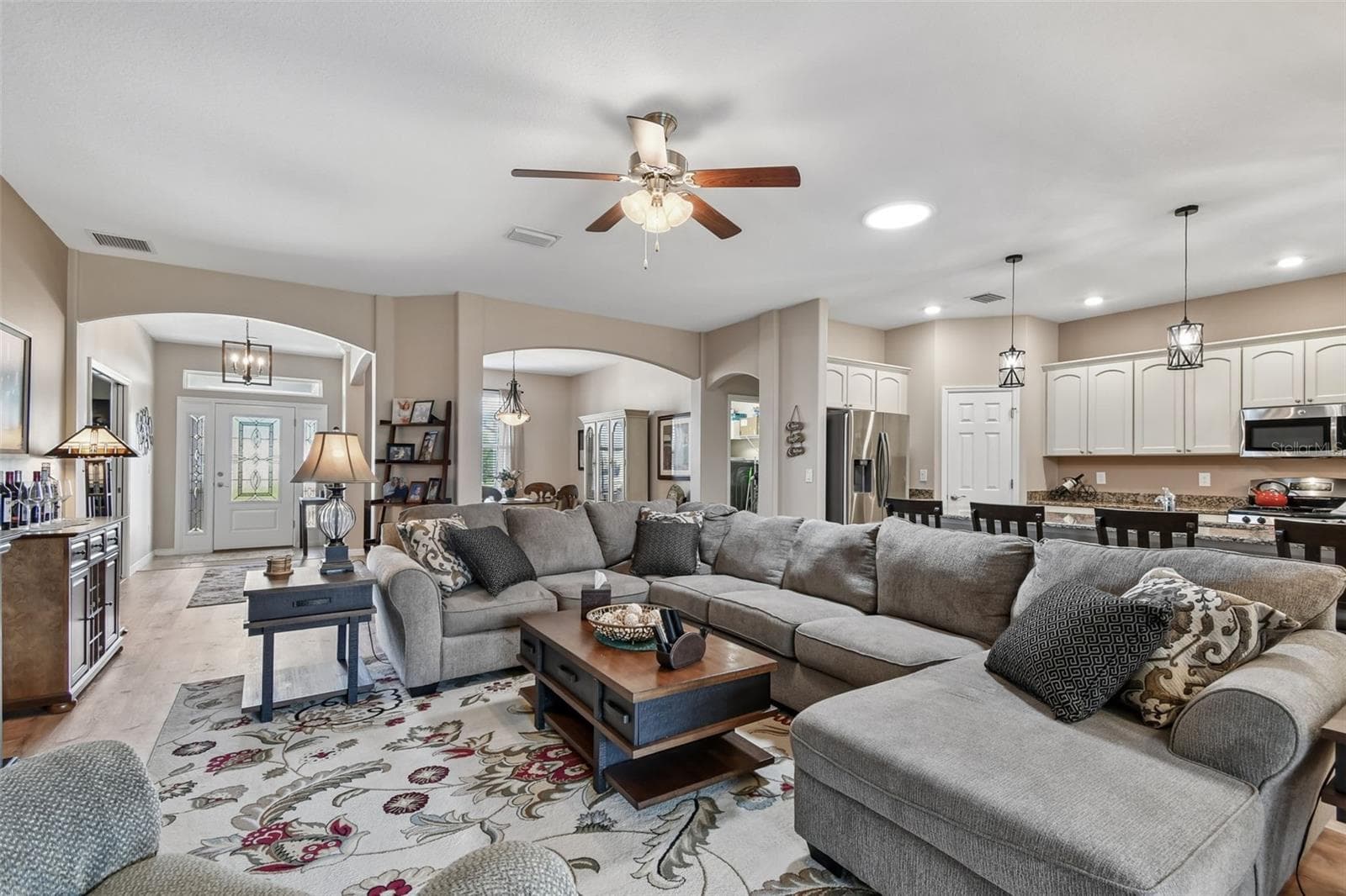 Single Family Residence at 26617 OTTER CREEK LN, LEESBURG, photo 15 of 39