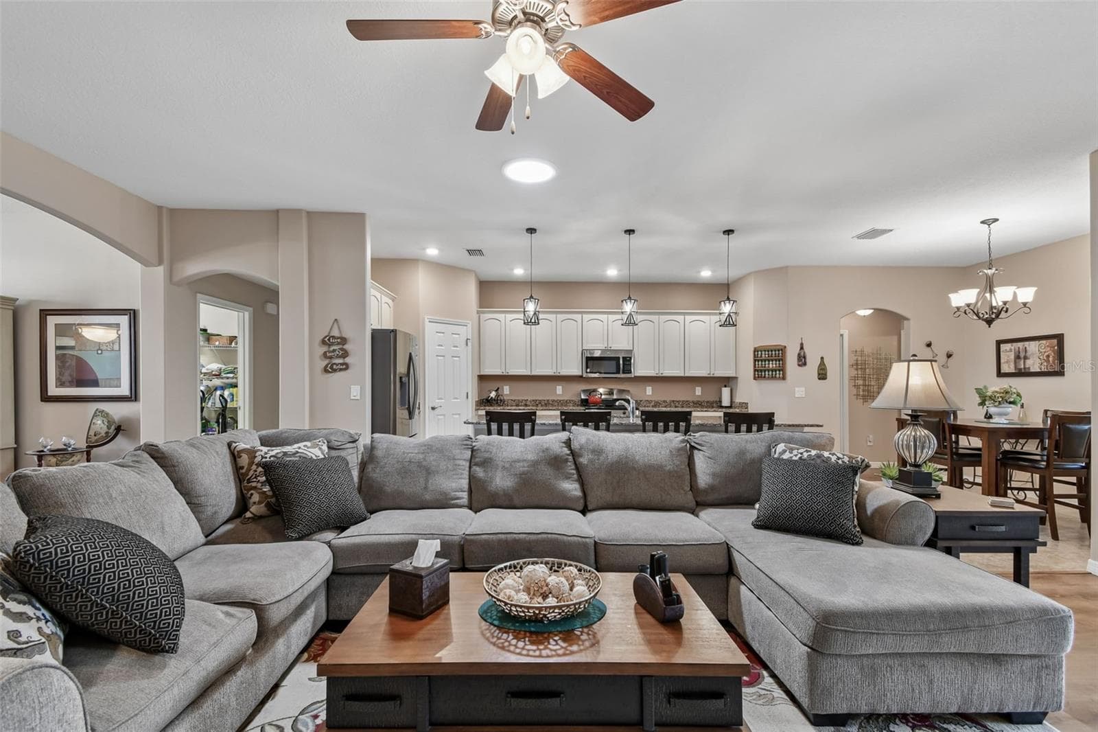 Single Family Residence at 26617 OTTER CREEK LN, LEESBURG, photo 16 of 39