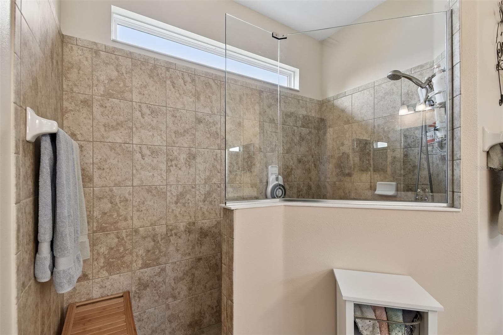 Single Family Residence at 26617 OTTER CREEK LN, LEESBURG, photo 27 of 39