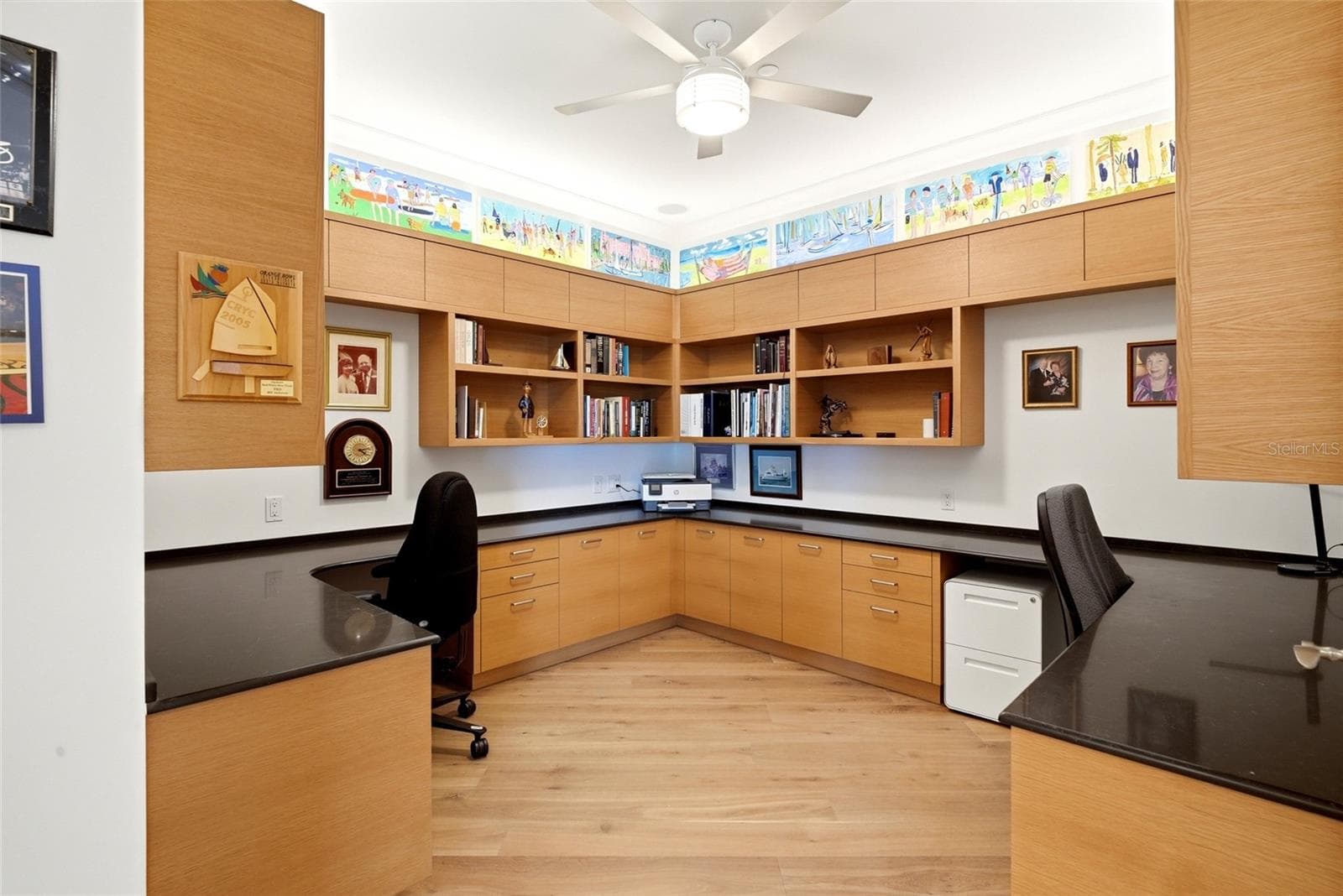 Condominium at 400 BEACH DR NE #401, ST PETERSBURG, photo 5 of 59