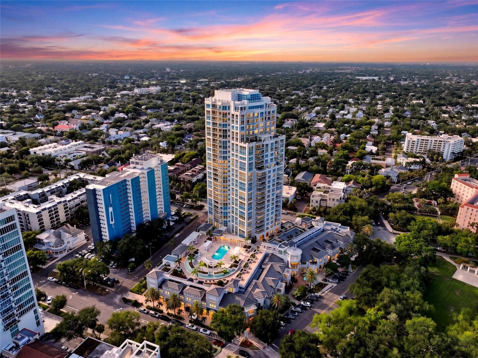 Condominium at 400 BEACH DR NE #401, ST PETERSBURG, photo 31 of 59