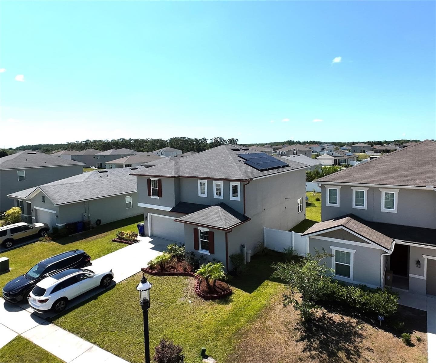 Single Family Residence at 3576 BRISTOL COVE LN, ST CLOUD, photo 2 of 19