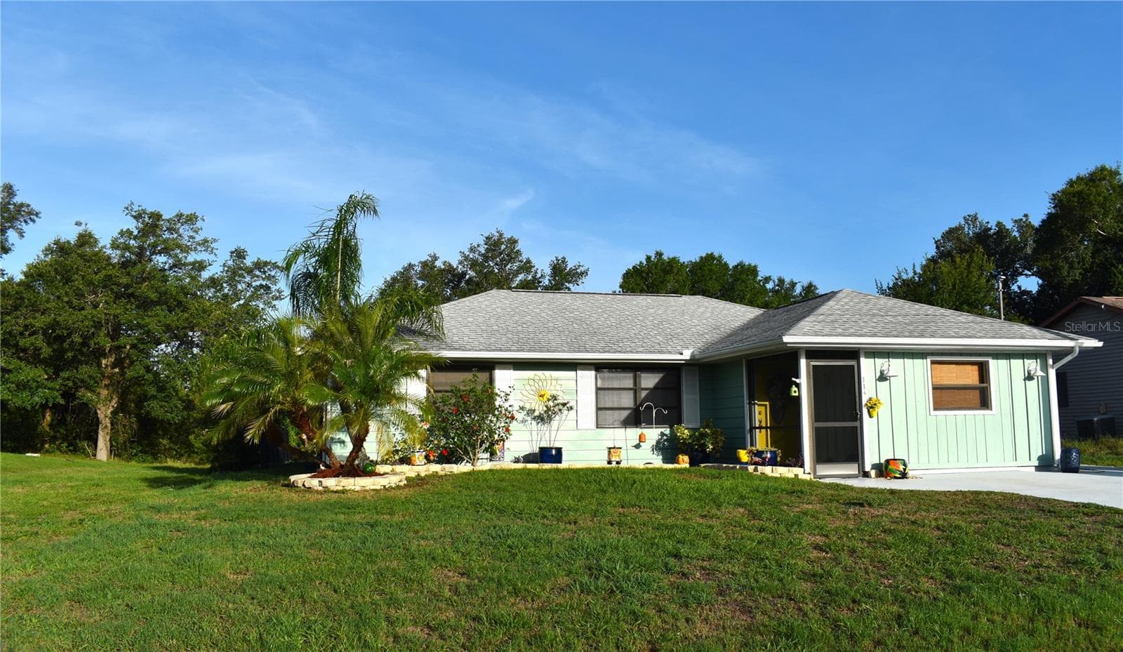 Single Family Residence at 335 HARBOR BLVD, PORT CHARLOTTE, photo 2 of 46
