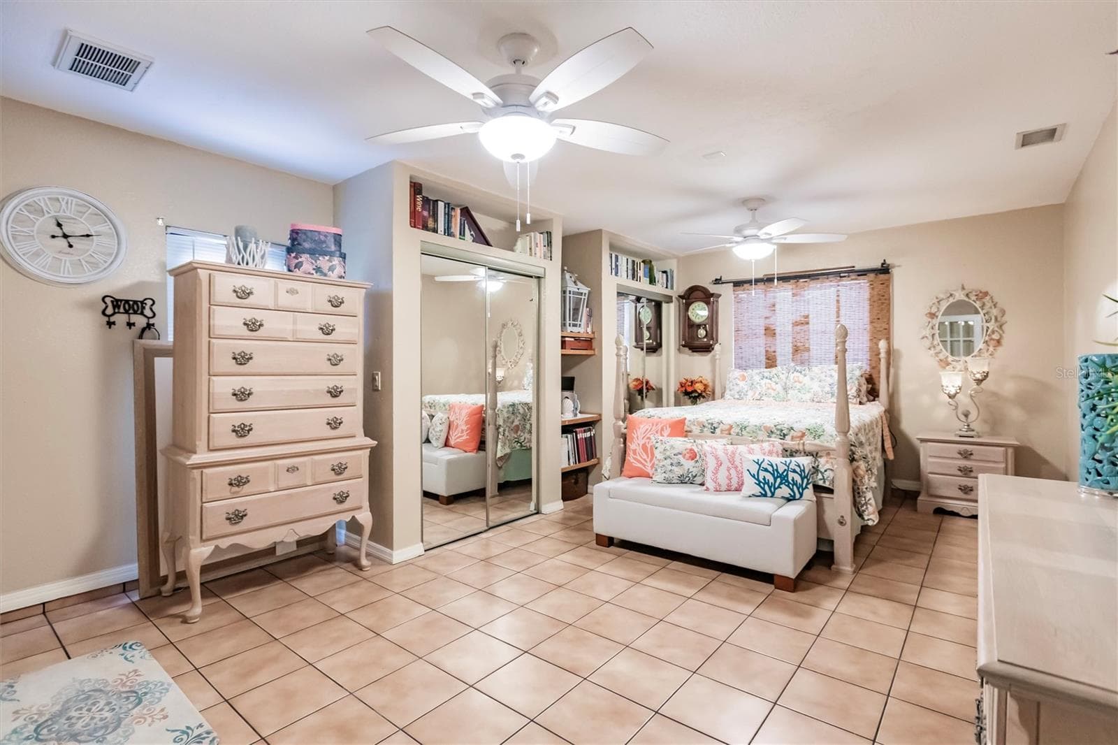 Single Family Residence at 335 HARBOR BLVD, PORT CHARLOTTE, photo 19 of 46