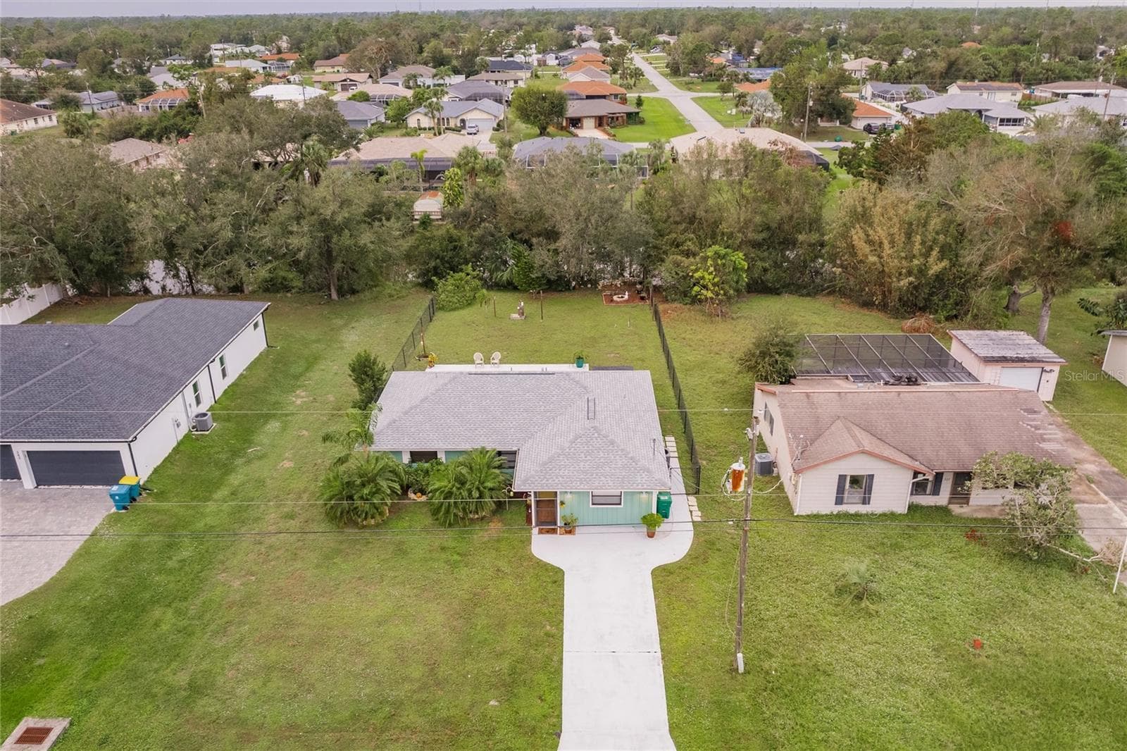 Single Family Residence at 335 HARBOR BLVD, PORT CHARLOTTE, photo 45 of 46