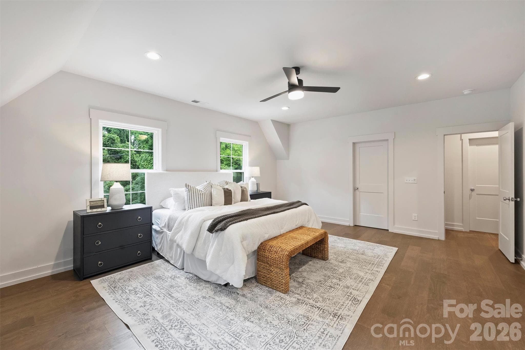 Primary Bedroom - Charlotte