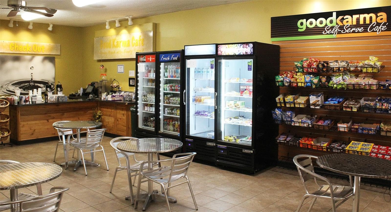 Good Karma Cafe. - 2284 PHILIPPINE DR #69, CLEARWATER