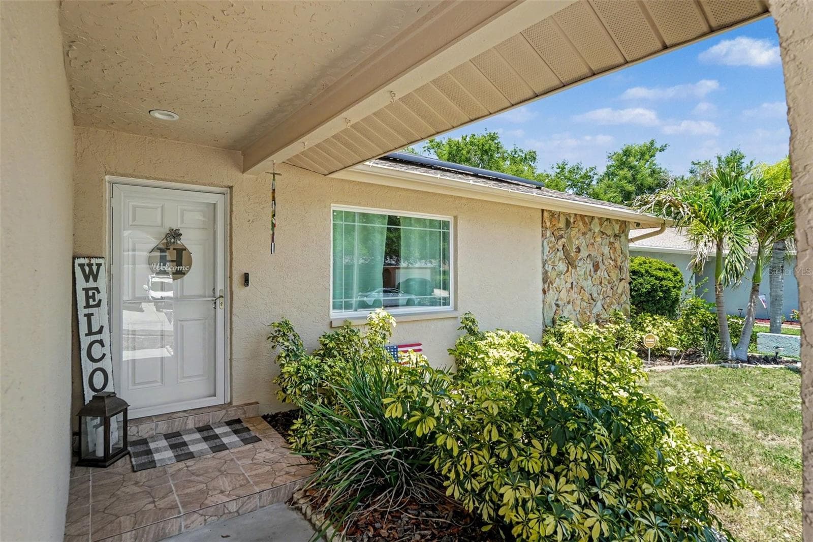 Single Family Residence at 2627 SURREY DR, PALM HARBOR, photo 3 of 29