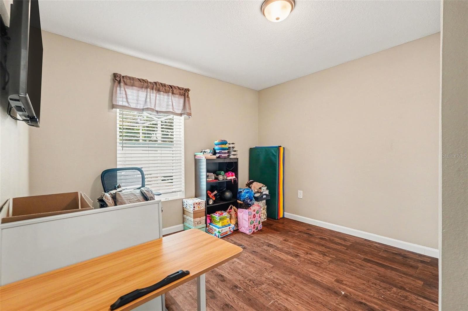 Single Family Residence at 2627 SURREY DR, PALM HARBOR, photo 26 of 29