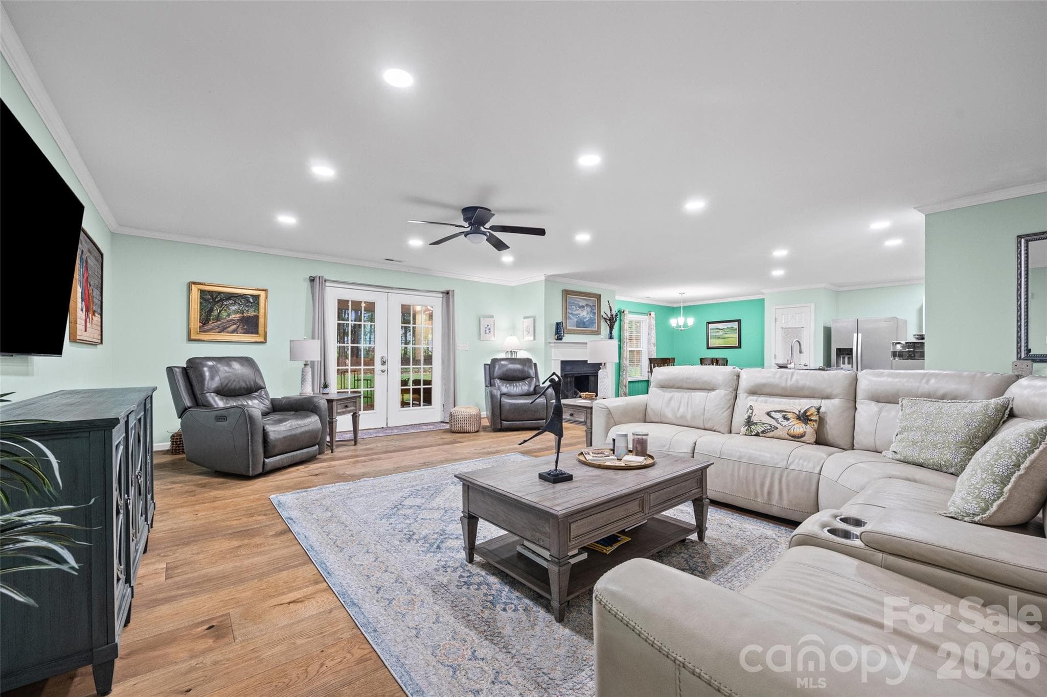 Single Family Residence at York, photo 5 of 29
