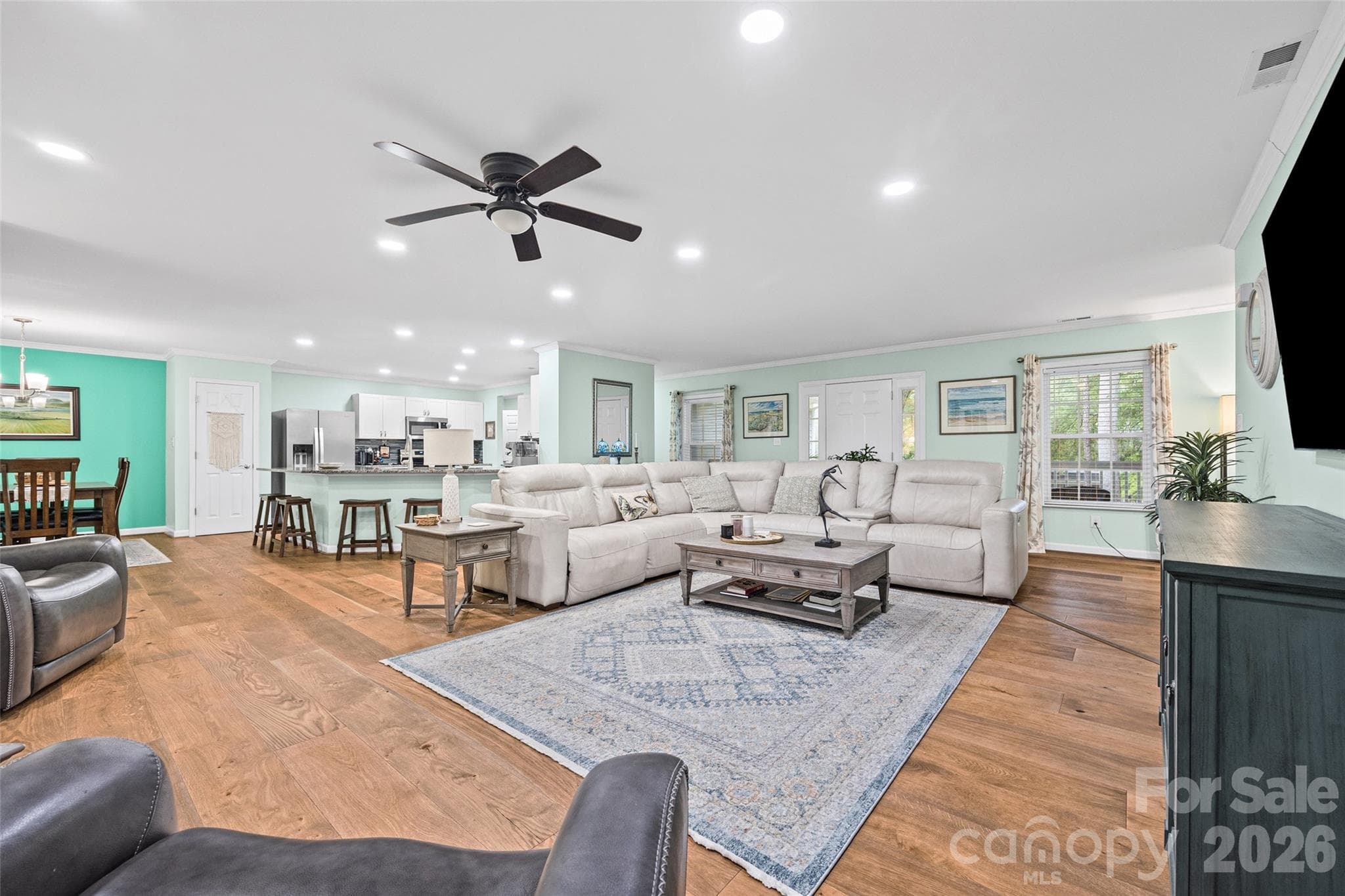 Single Family Residence at York, photo 2 of 29