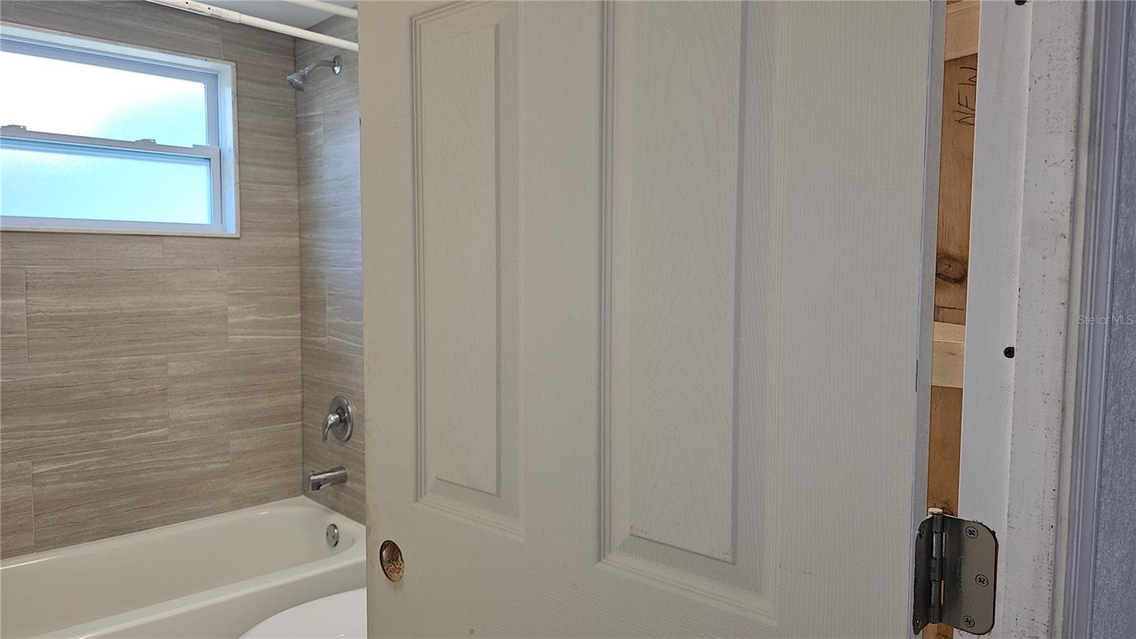 Single Family Residence at 3442 OVERLAND DR, HOLIDAY, photo 17 of 94