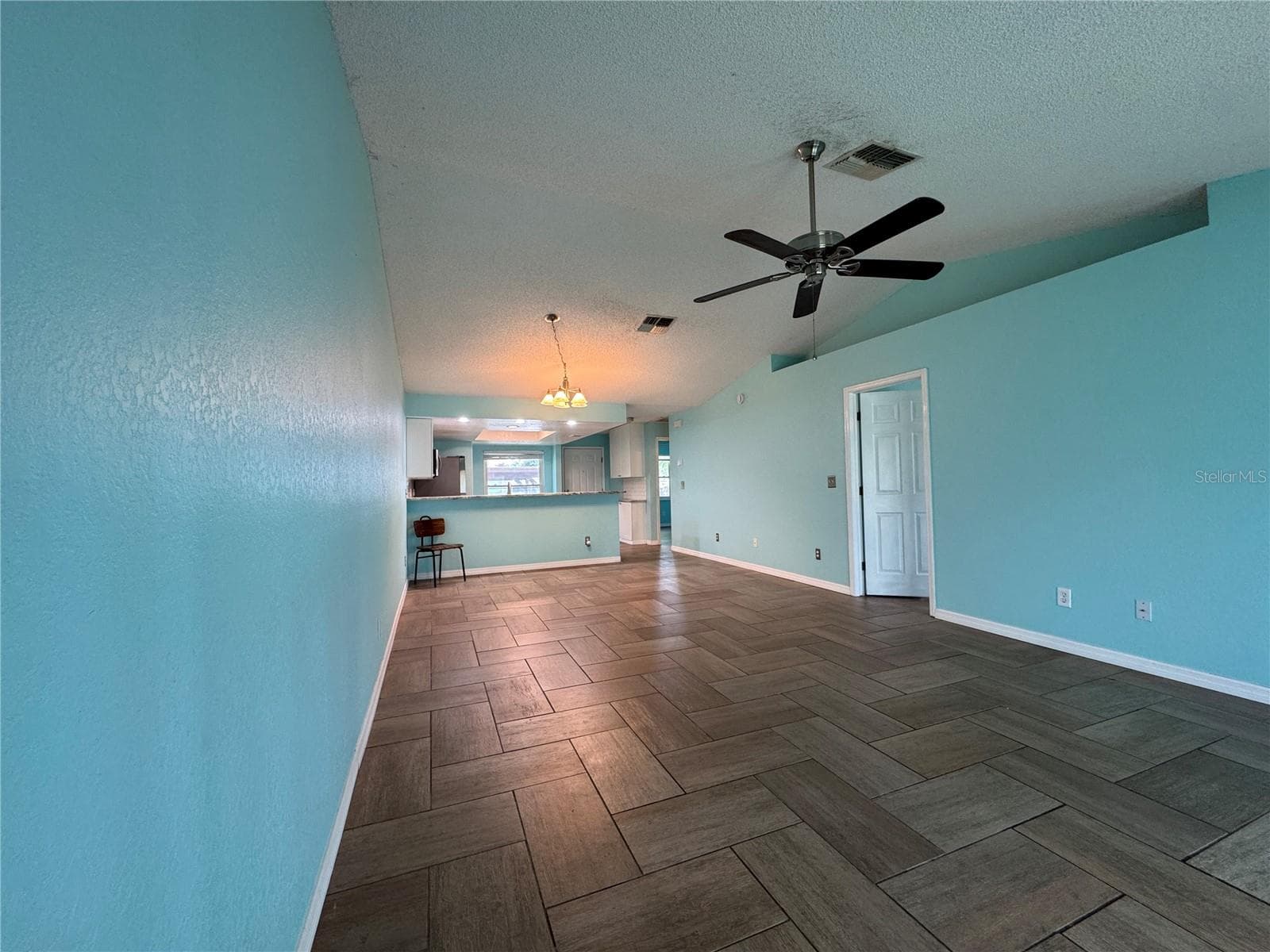 Living Room - 10853 43RD ST N #1201, CLEARWATER