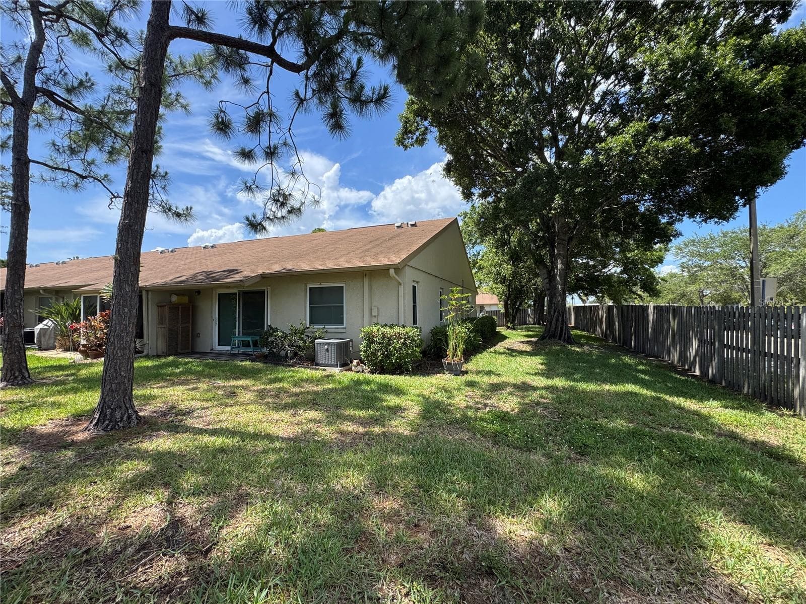 Rear facing view - 10853 43RD ST N #1201, CLEARWATER