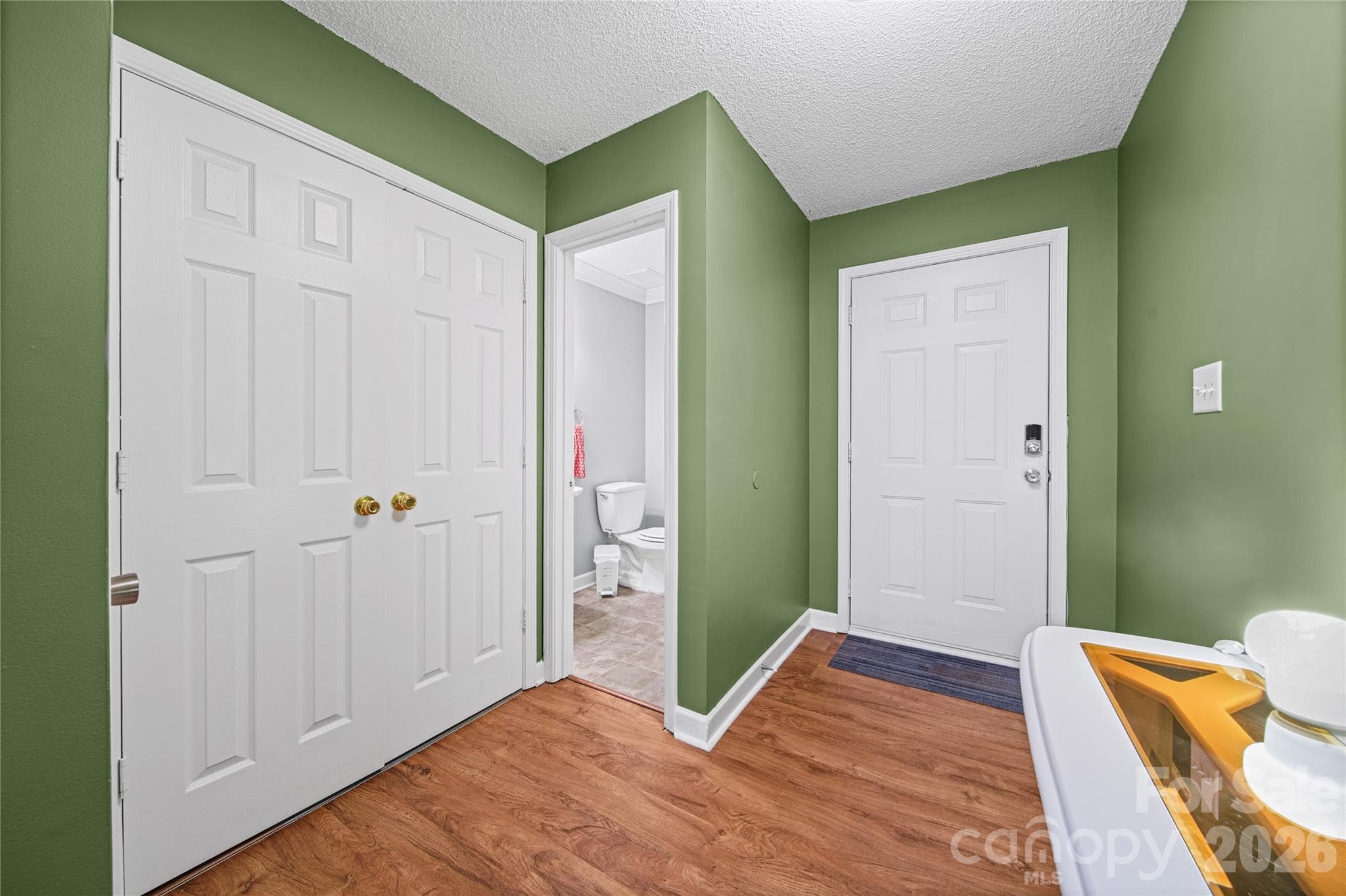Single Family Residence at 1309 Winding Branch Court, Charlotte, photo 3 of 34