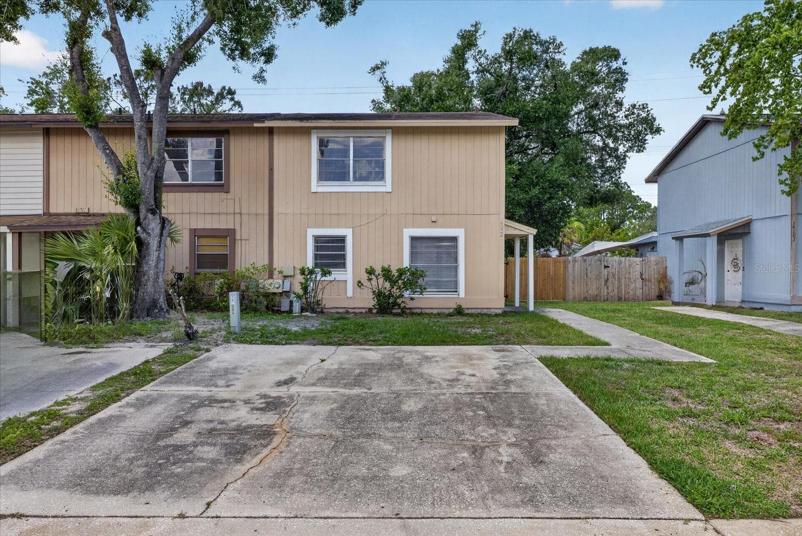 Townhouse at 14024 VILLAGE TERRACE DR, TAMPA, photo 32 of 41