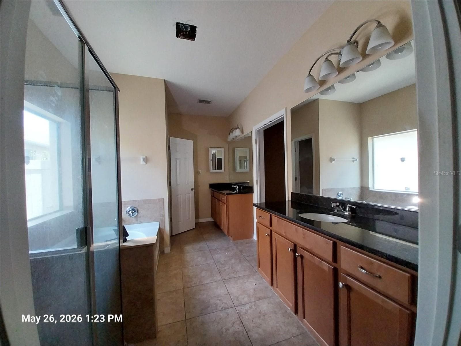 Master Bath - 2228 PARROT FISH DR, HOLIDAY