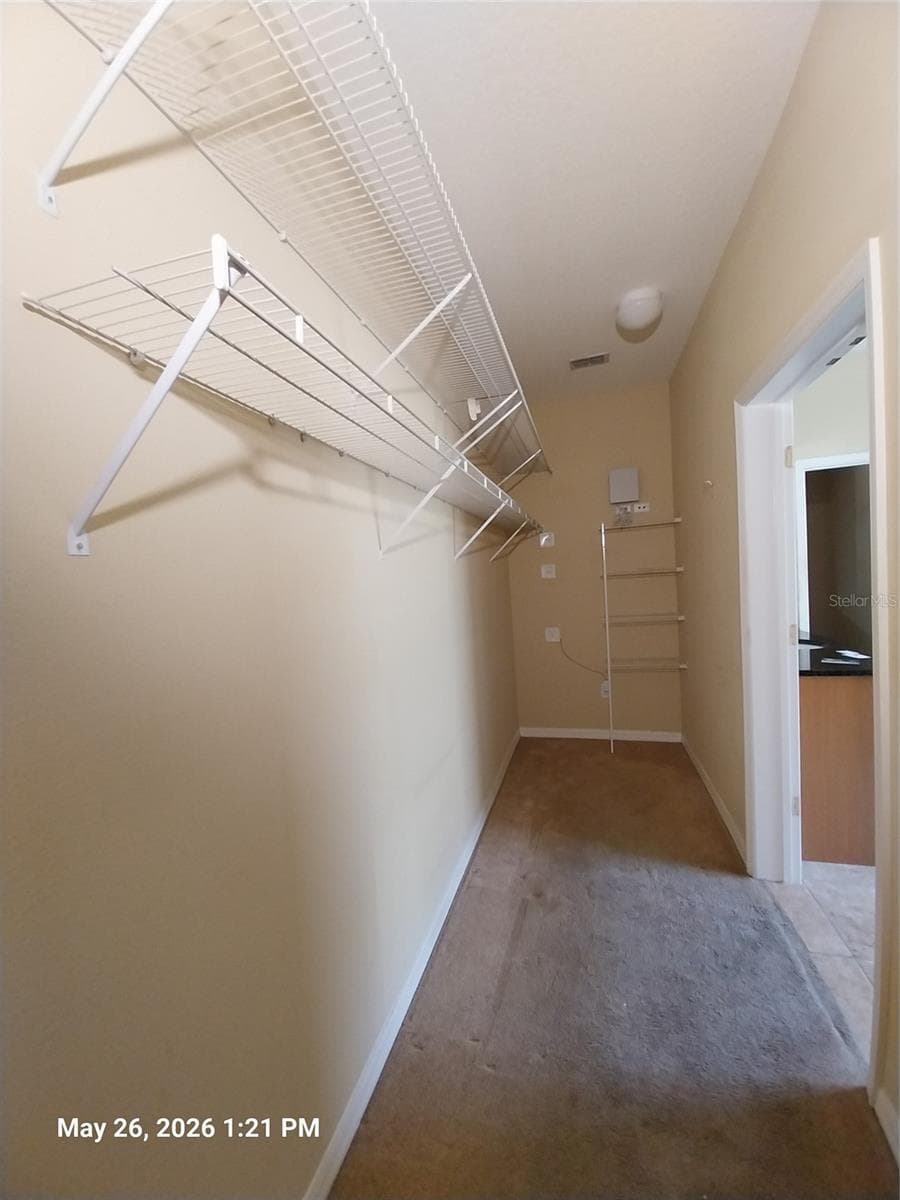 Master Closetjavascript:ManageMediaJS.clickPermanent(12); - 2228 PARROT FISH DR, HOLIDAY