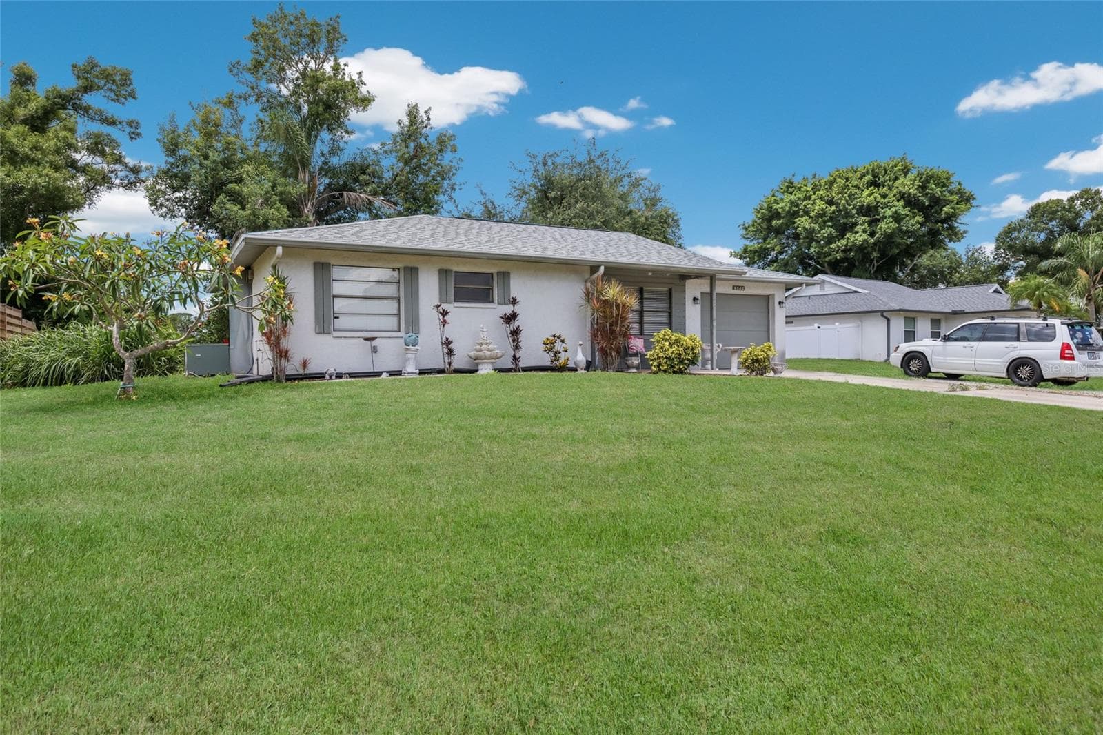 Single Family Residence at 5202 FOXCROFT CT, SARASOTA, photo 2 of 30