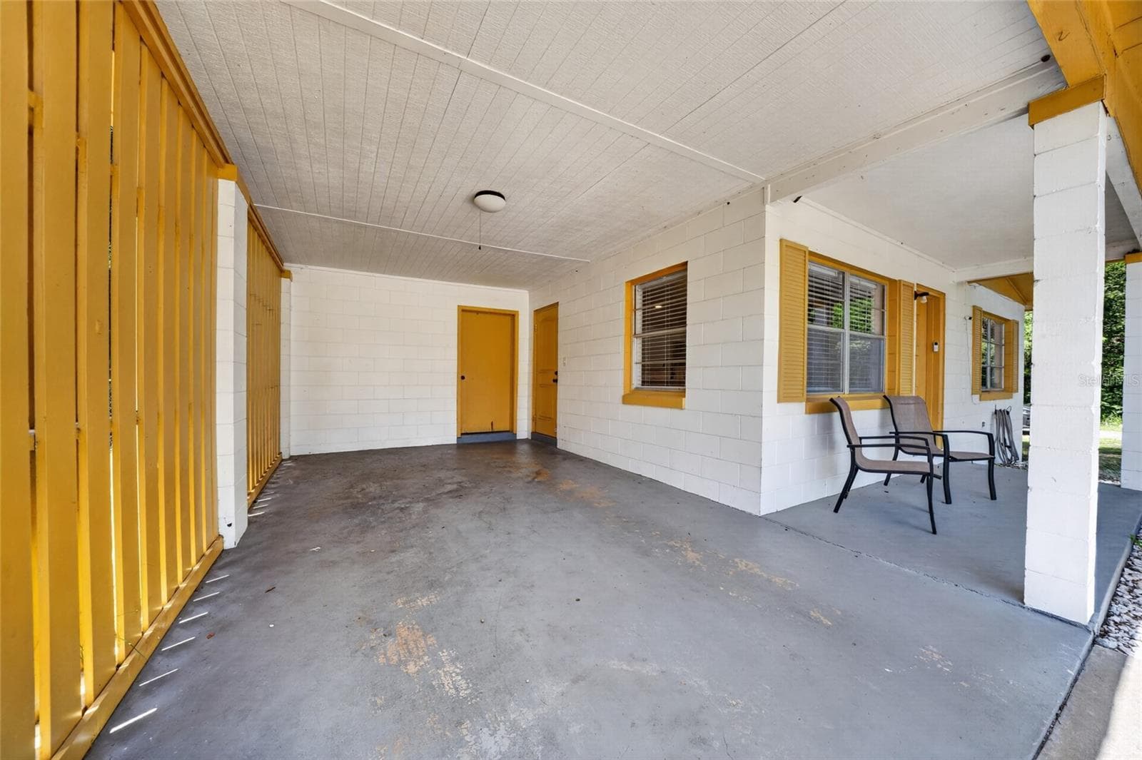 Carport - 529 E GOTTSCHE AVE, EUSTIS