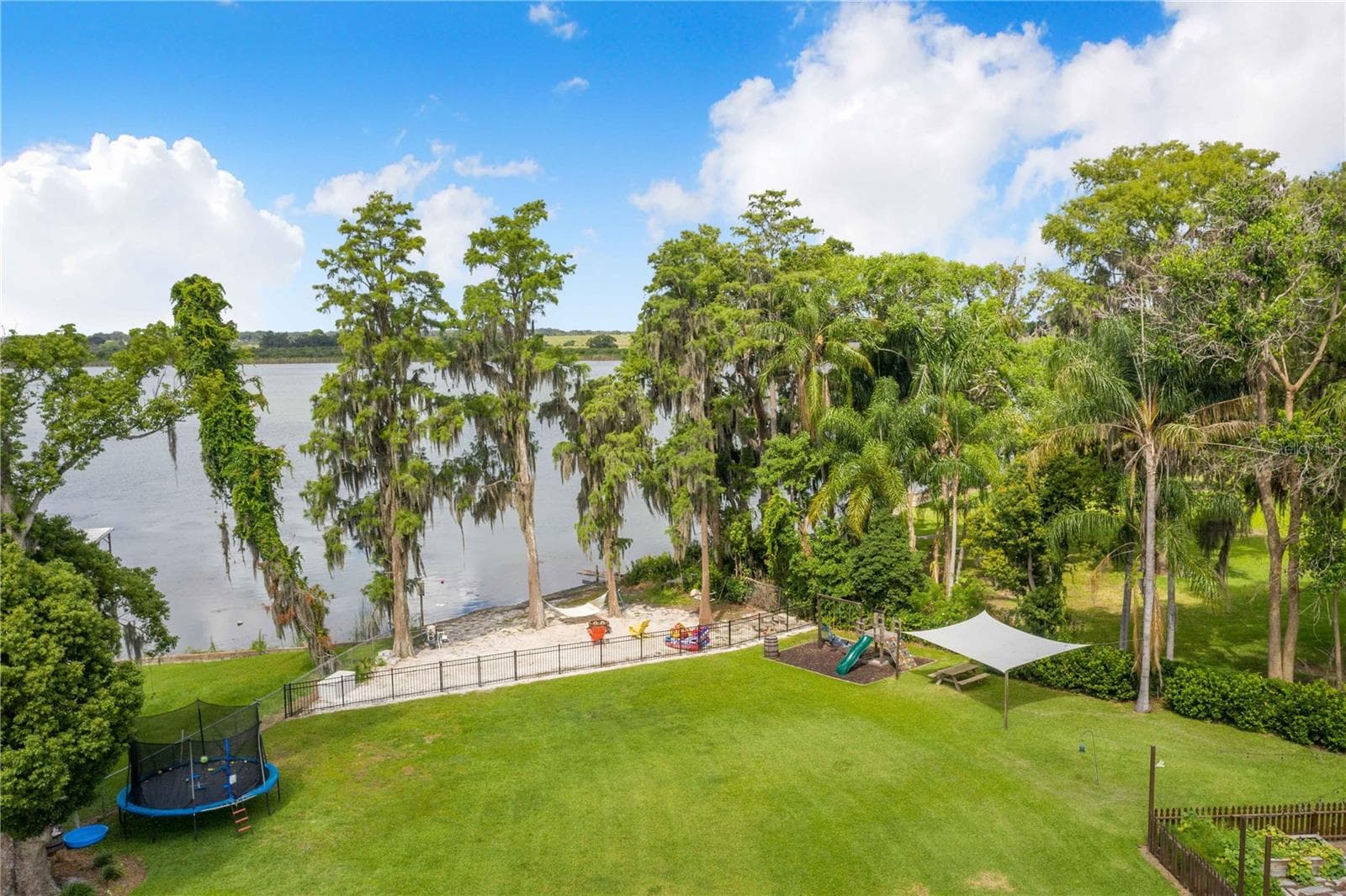 Single Family Residence at 775 S BUENA VISTA DR, LAKE ALFRED, photo 5 of 66