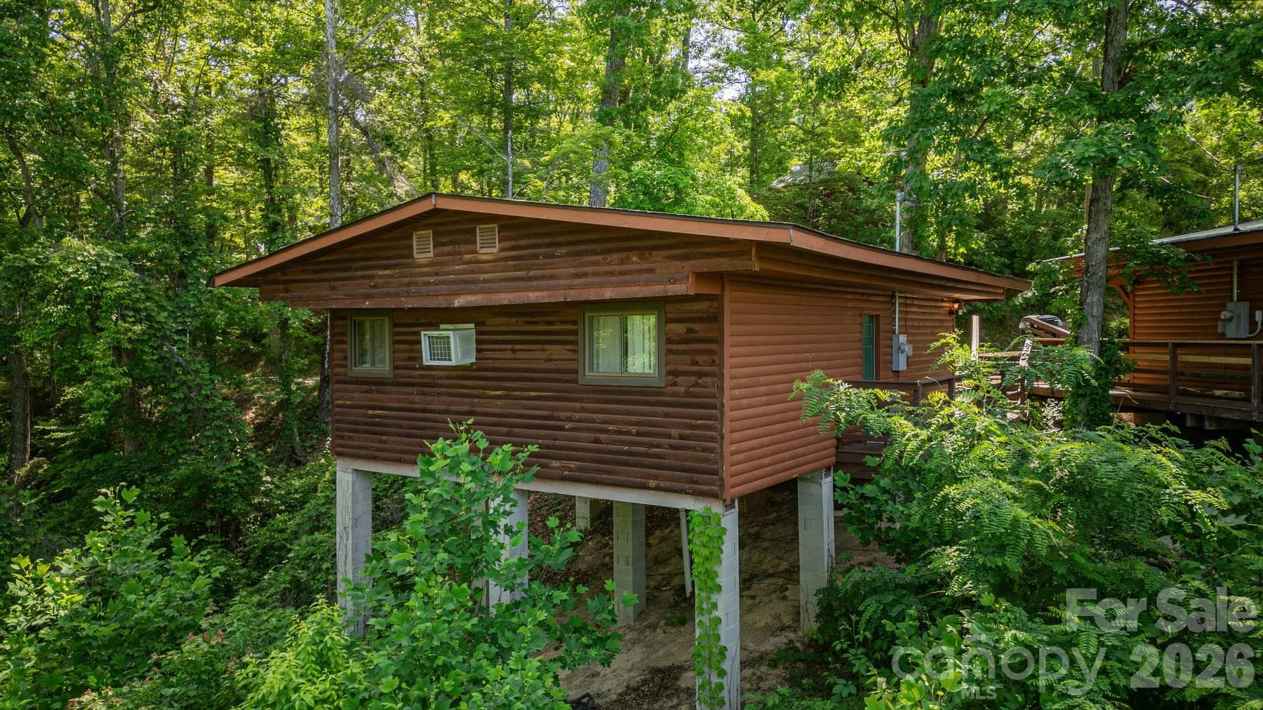 Single Family Residence at 319 Blue Ridge Parkway, Bryson City, photo 3 of 22