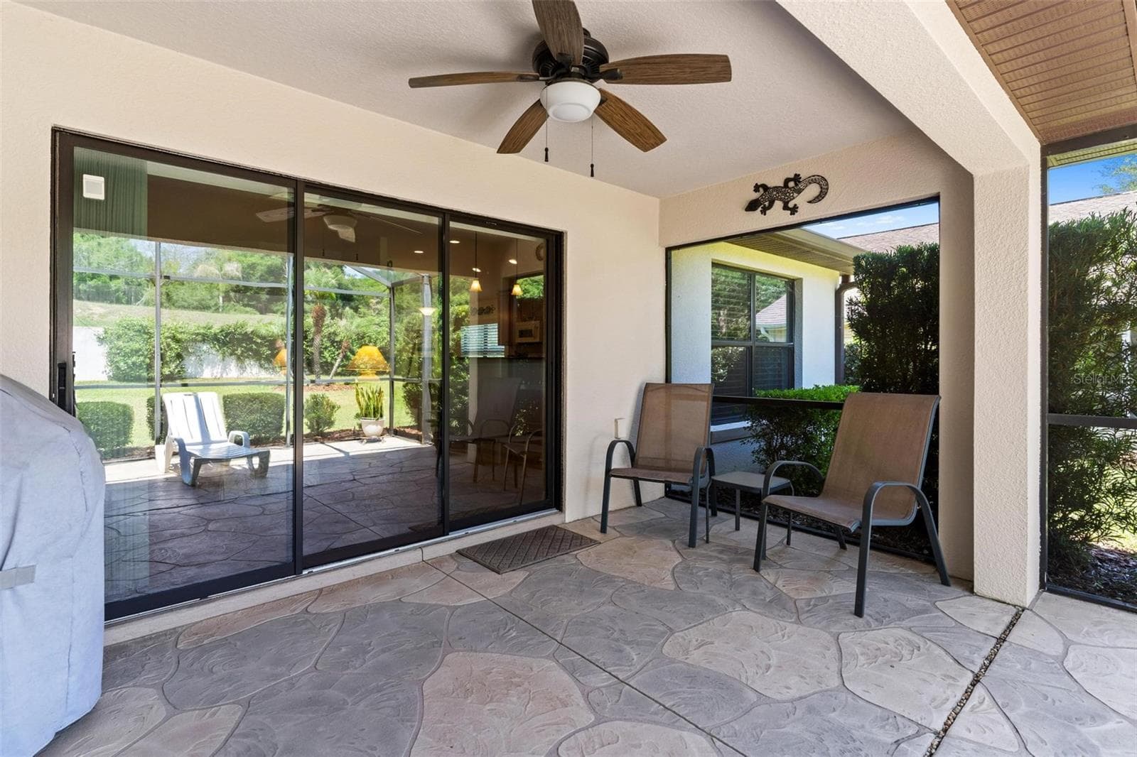 Spacious Lanai... - 6115 LANDINGS BLVD, LADY LAKE