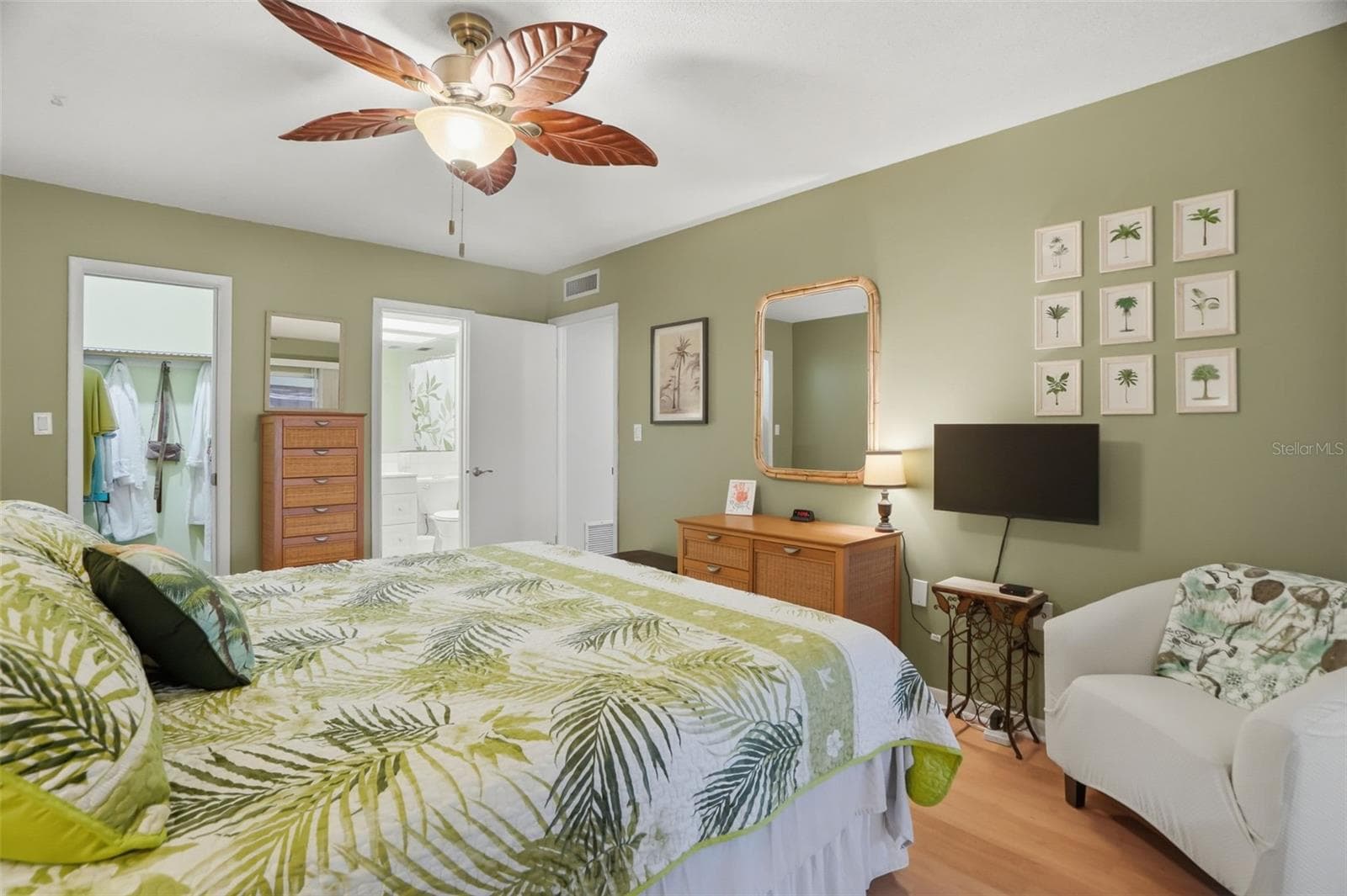 Primary bedroom - 5108 AMULET DR #205, NEW PORT RICHEY
