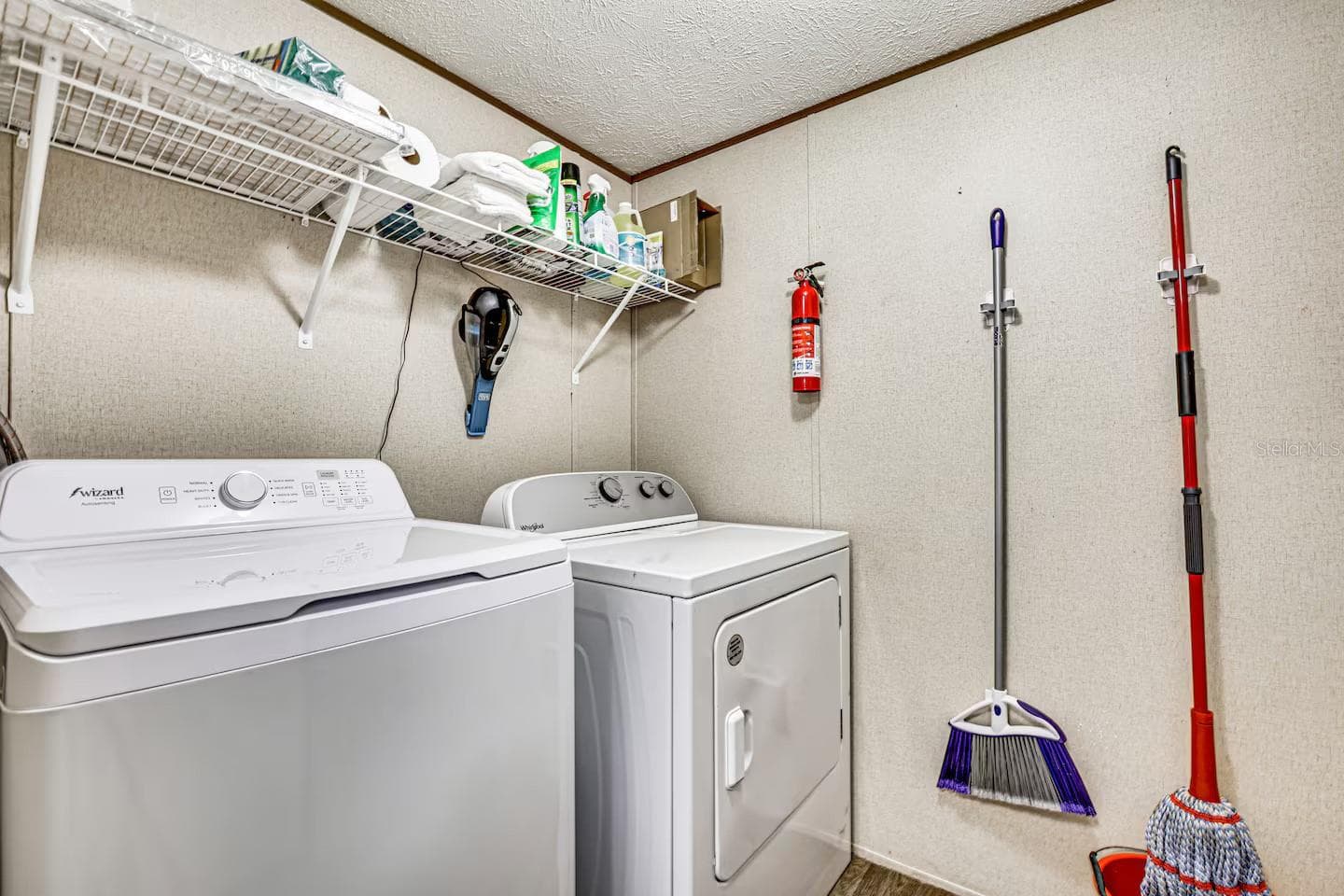 Manufactured Home at 5185 S ALLIGATOR PL, FLORAL CITY, photo 12 of 31