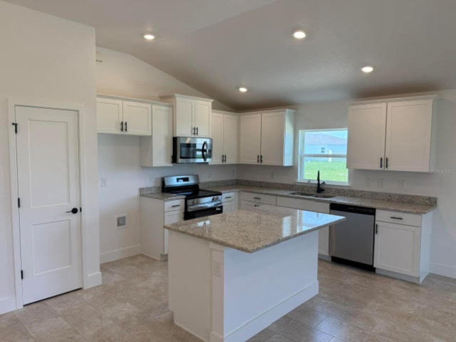 Kitchen - 2397 NW 23RD AVE, OCALA