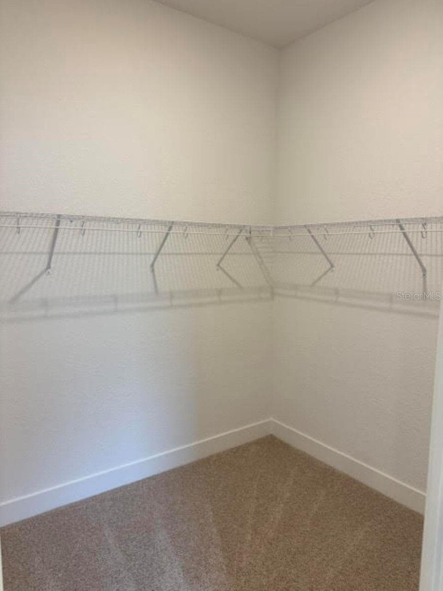 Walk-in Closet - 2397 NW 23RD AVE, OCALA