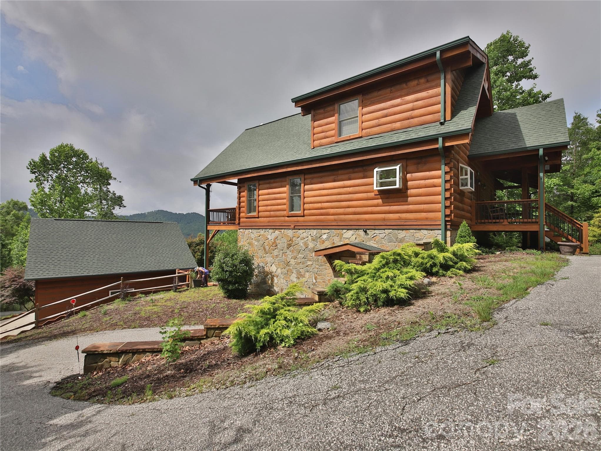 Single Family Residence at Nebo, photo 3 of 48