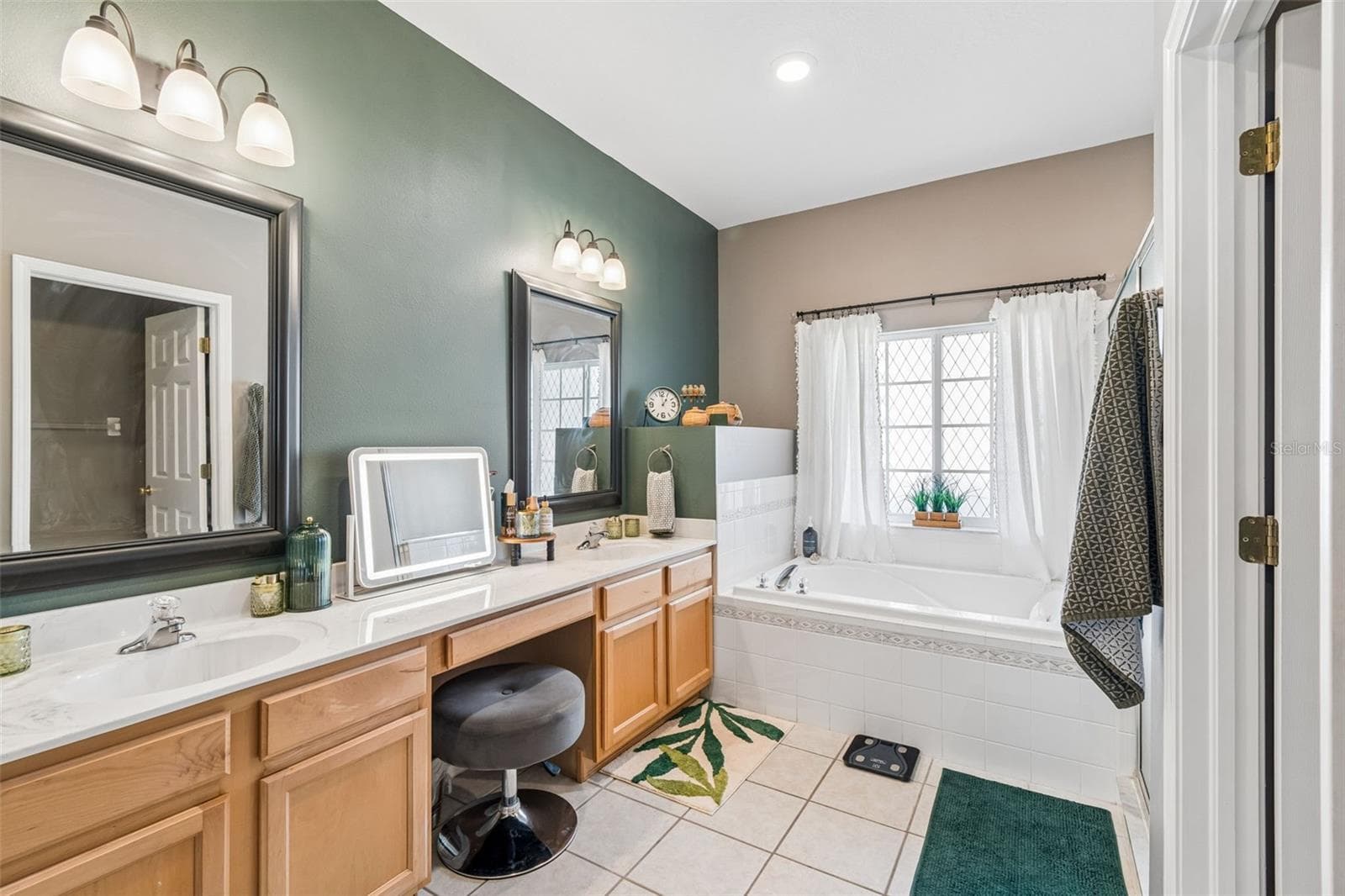 Master Bath - 1616 REGAL MIST LOOP, TRINITY