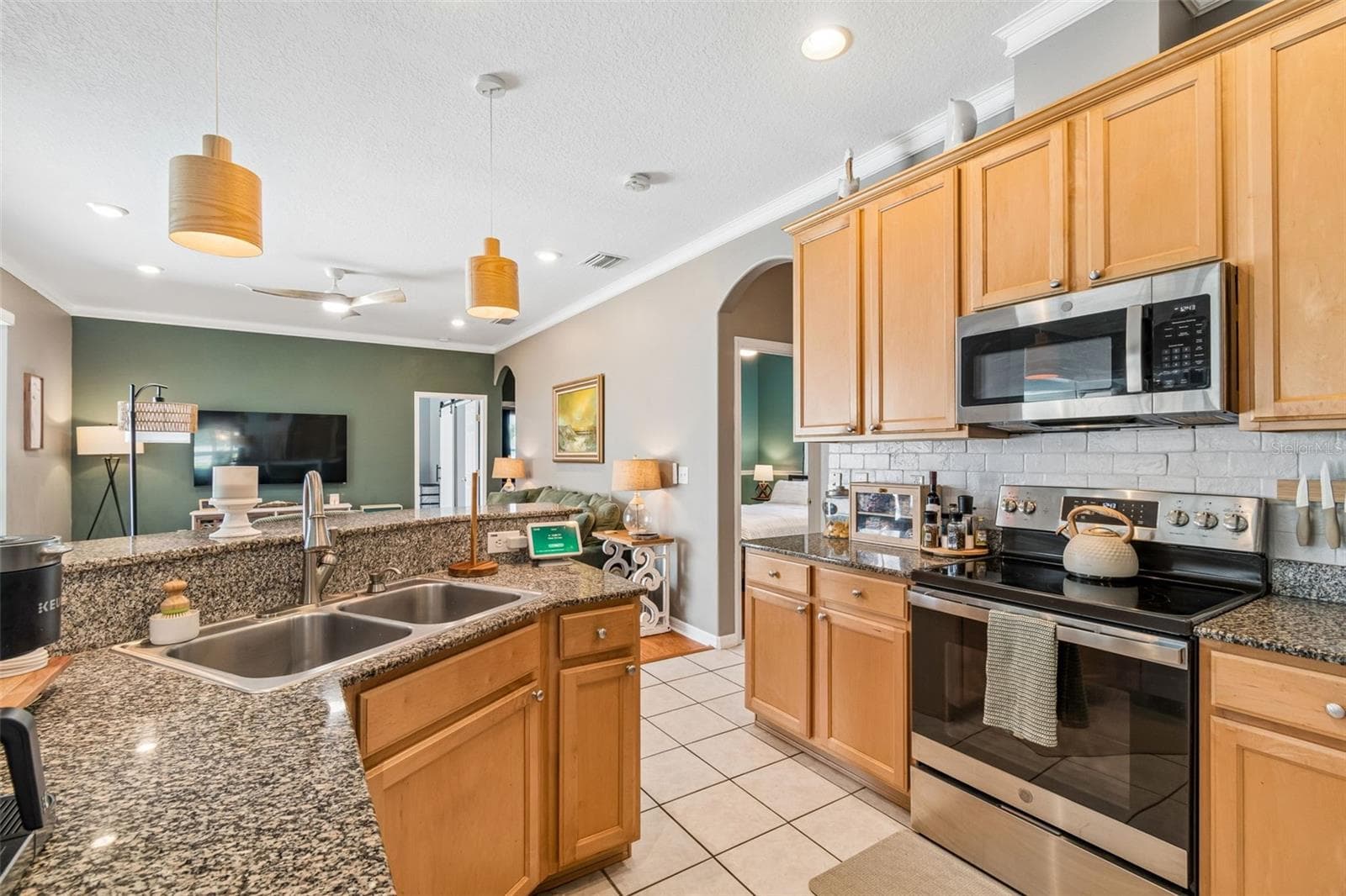 Kitchen - 1616 REGAL MIST LOOP, TRINITY