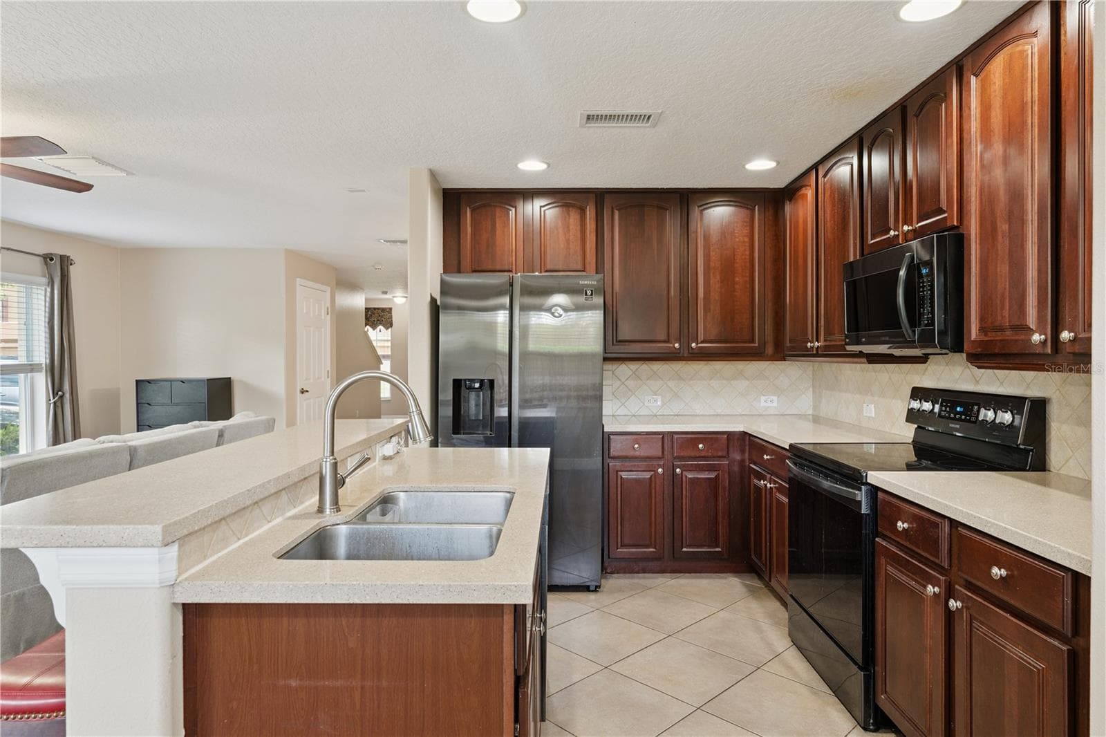 Kitchen - 3527 CARUSO PL, OVIEDO