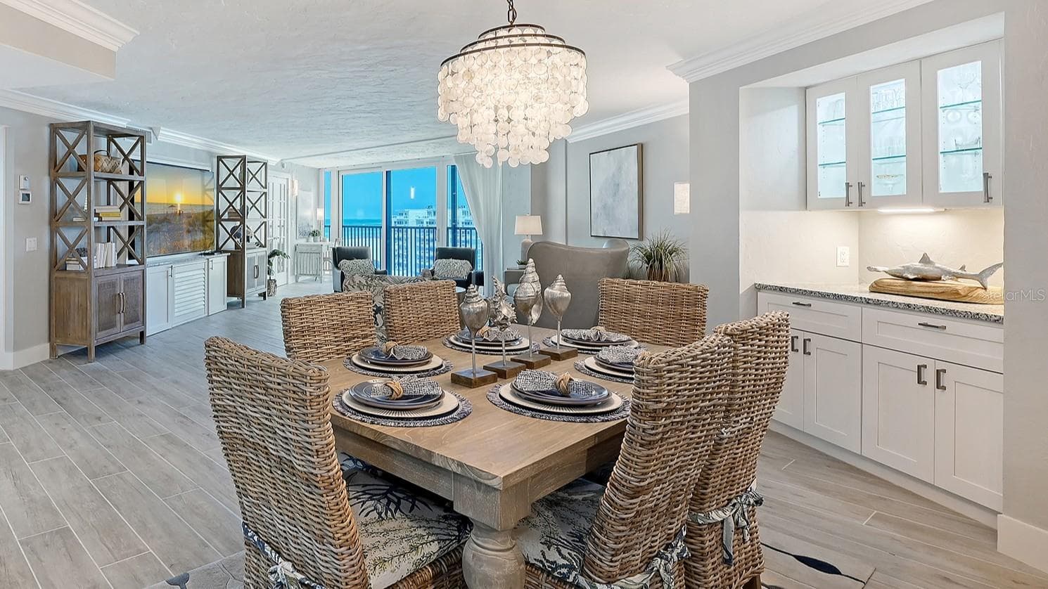 Dining Area with Built-In Bar - 5880 MIDNIGHT PASS RD #907, SARASOTA