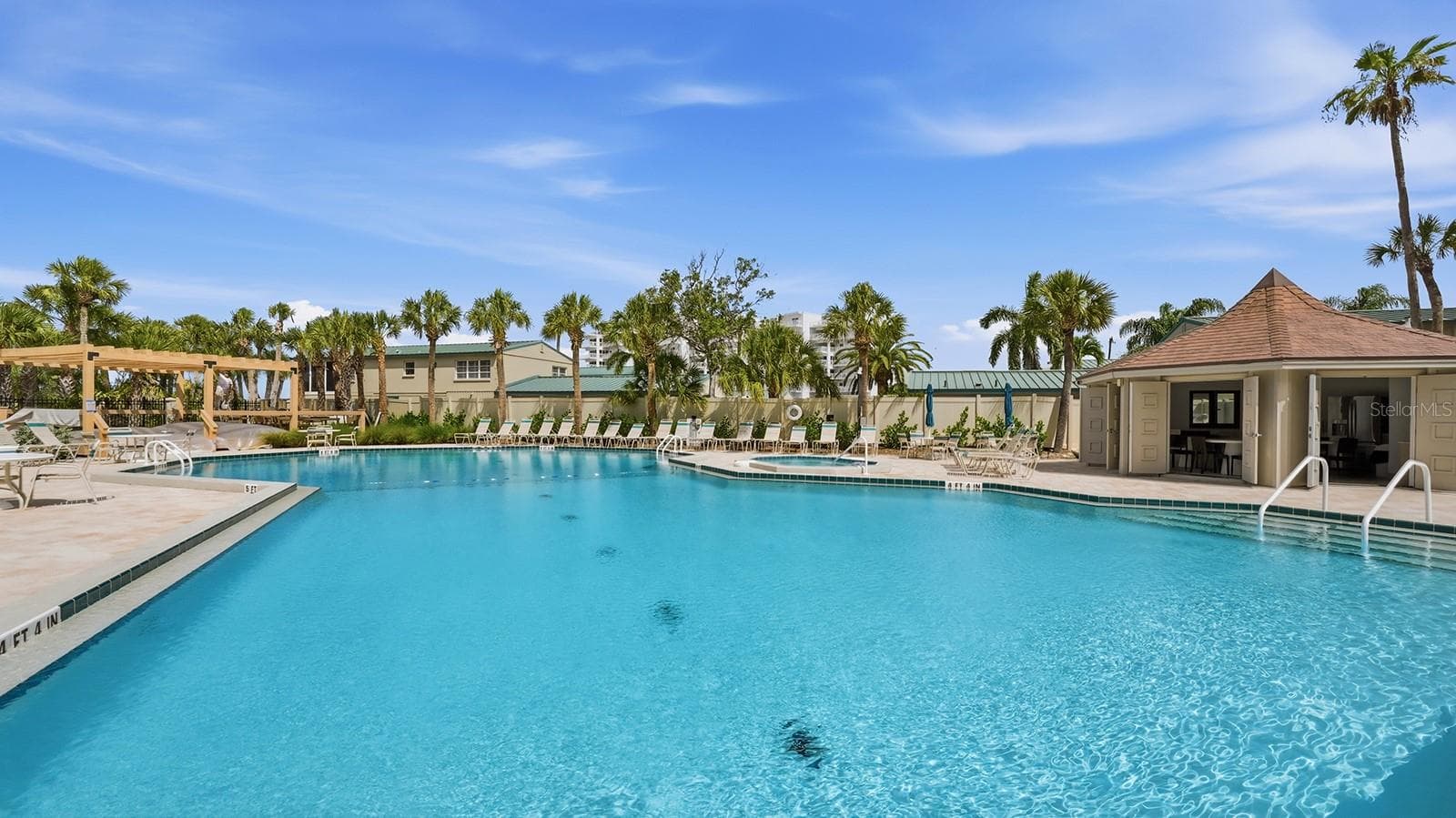 Beachfront Pool with Spa - 5880 MIDNIGHT PASS RD #907, SARASOTA