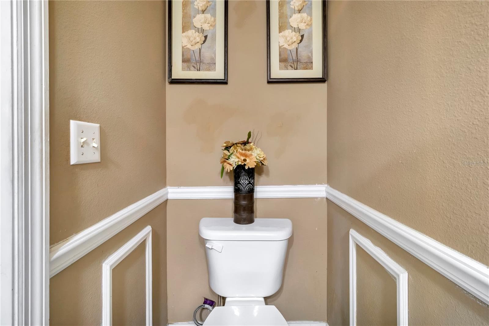 Half Bathroom Downstairs - 7642 PARK HILL AVE, LEESBURG