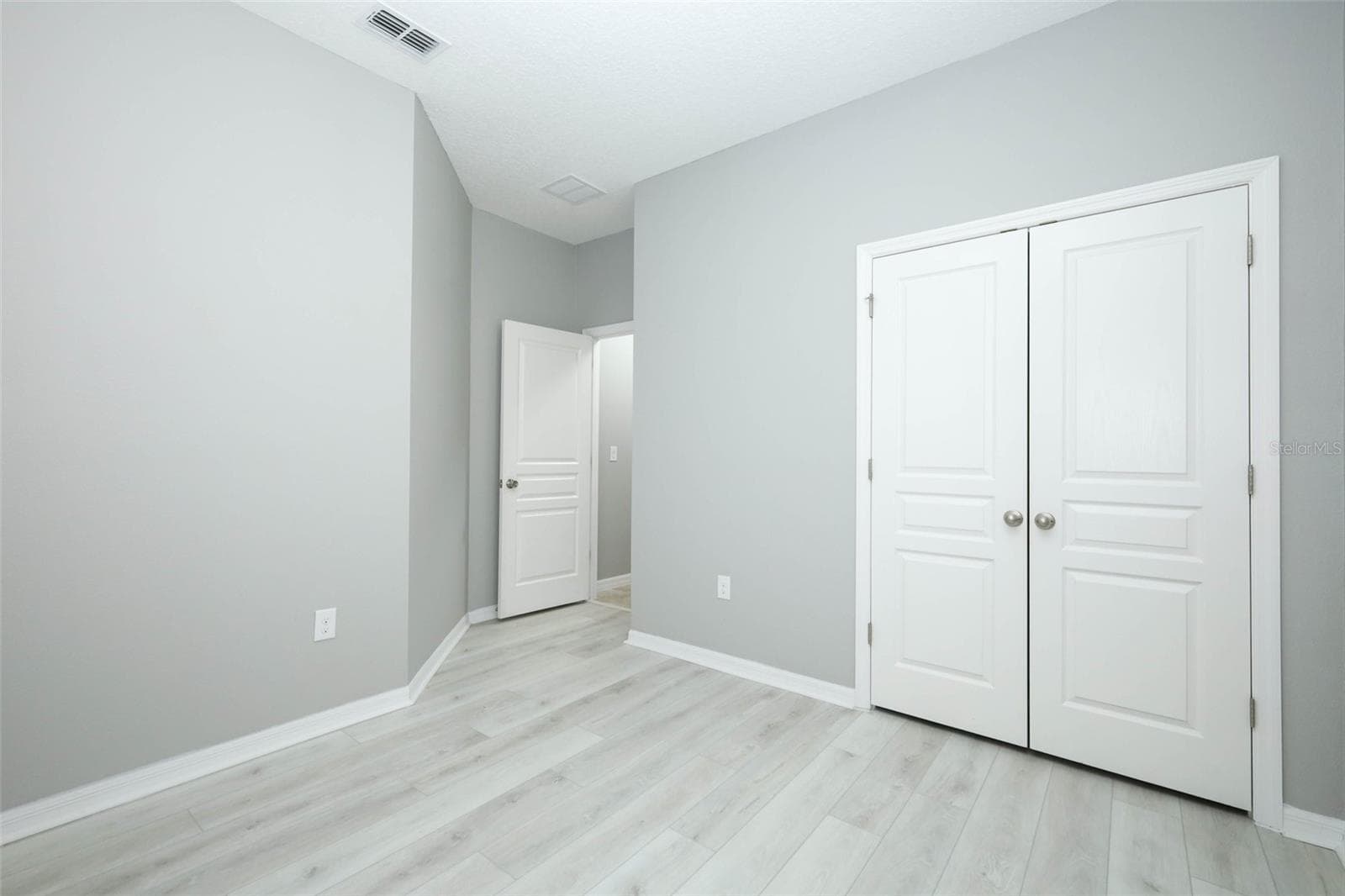 Single Family Residence at 9175 CHANDLER DR, GROVELAND, photo 15 of 23