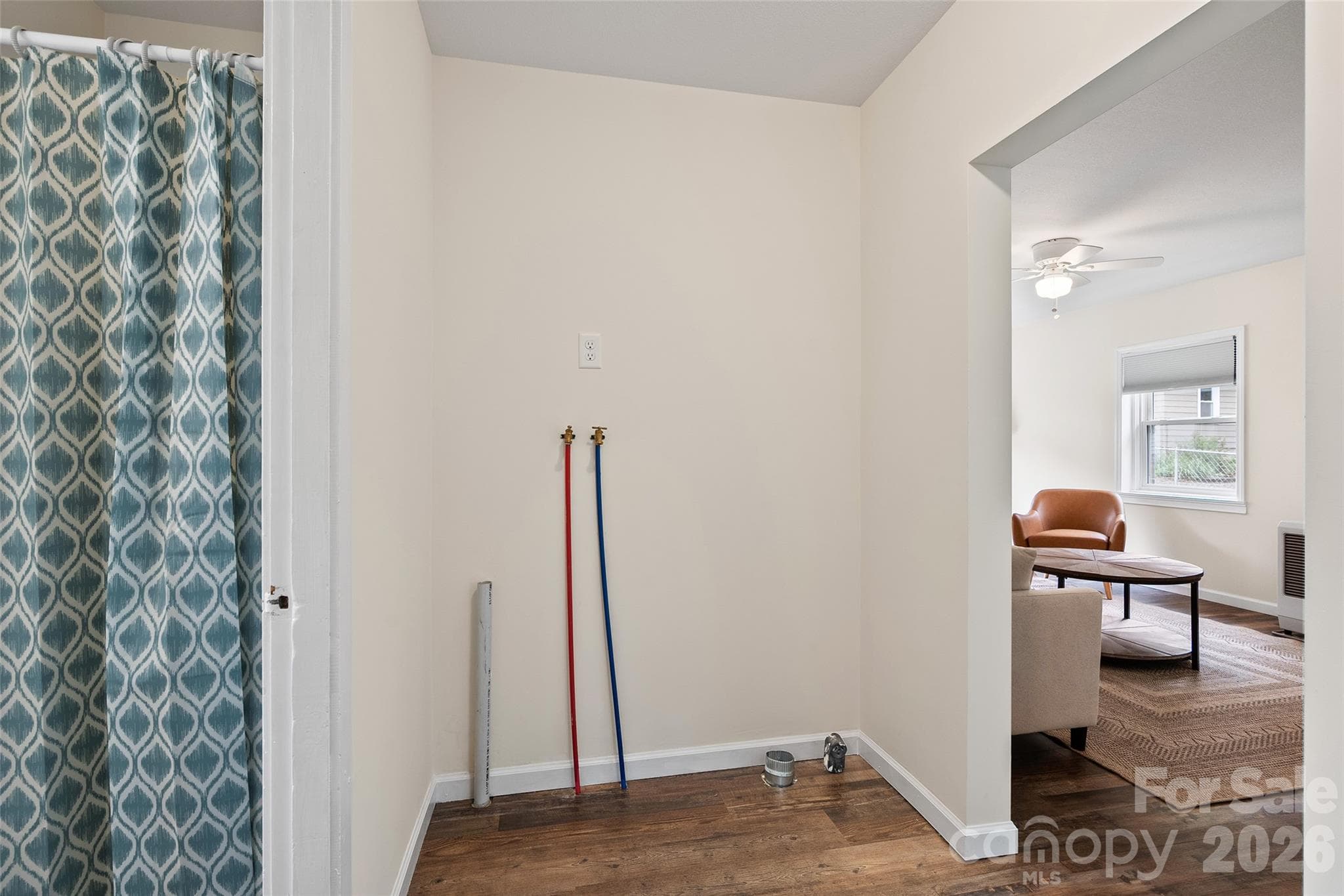 Single Family Residence at Waynesville, photo 9 of 16