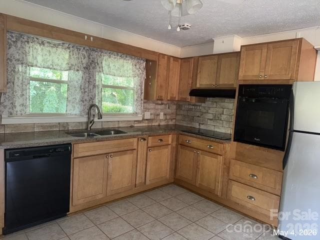 Single Family Residence at 3734 N Lail Avenue, Morganton, photo 6 of 14